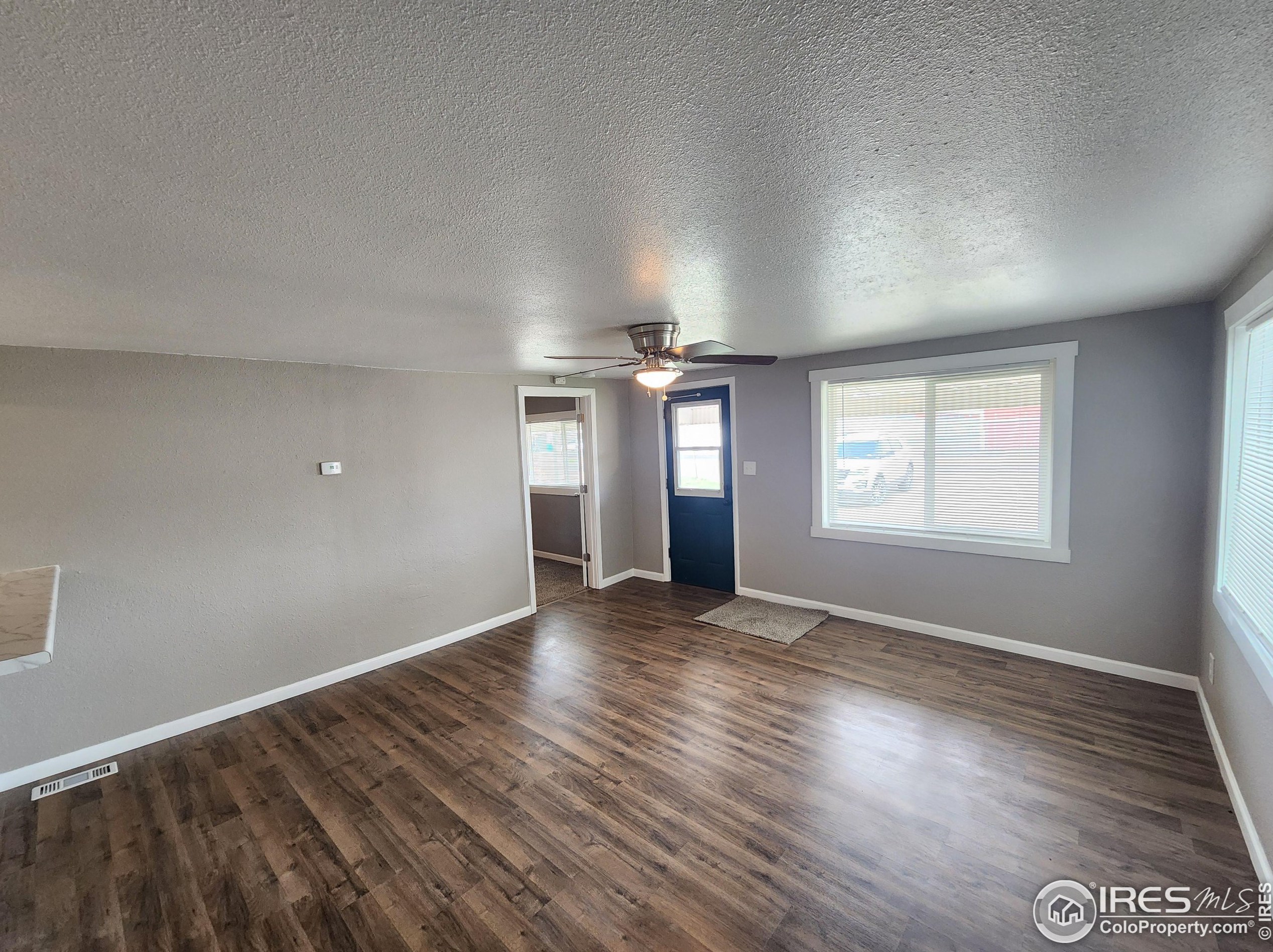 212 10th Ave, Sterling CO 80751-4402 exterior