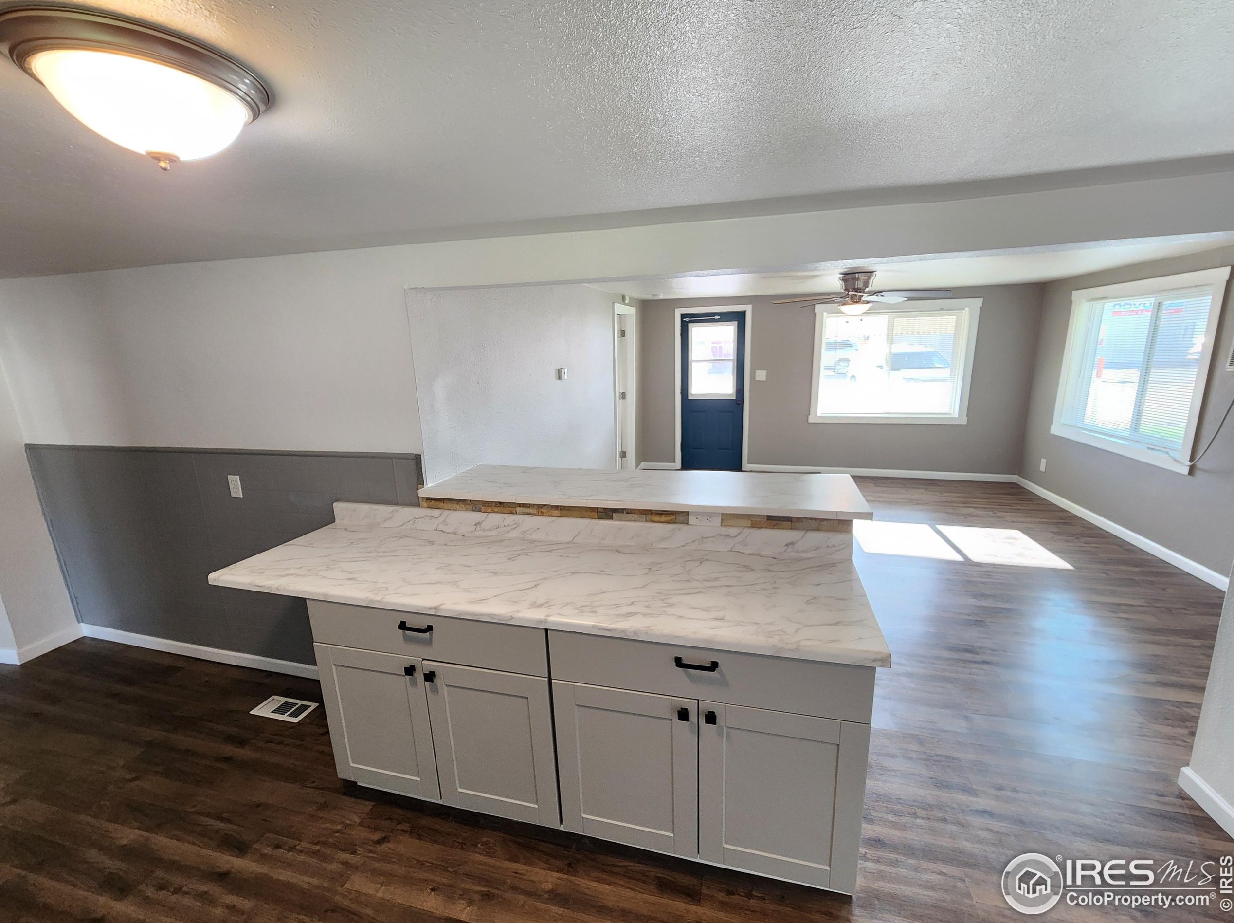 212 10th Ave, Sterling CO 80751-4402 exterior