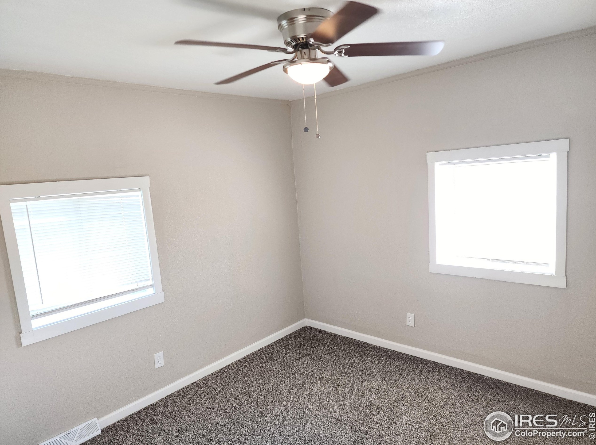 212 10th Ave, Sterling CO 80751-4402 exterior