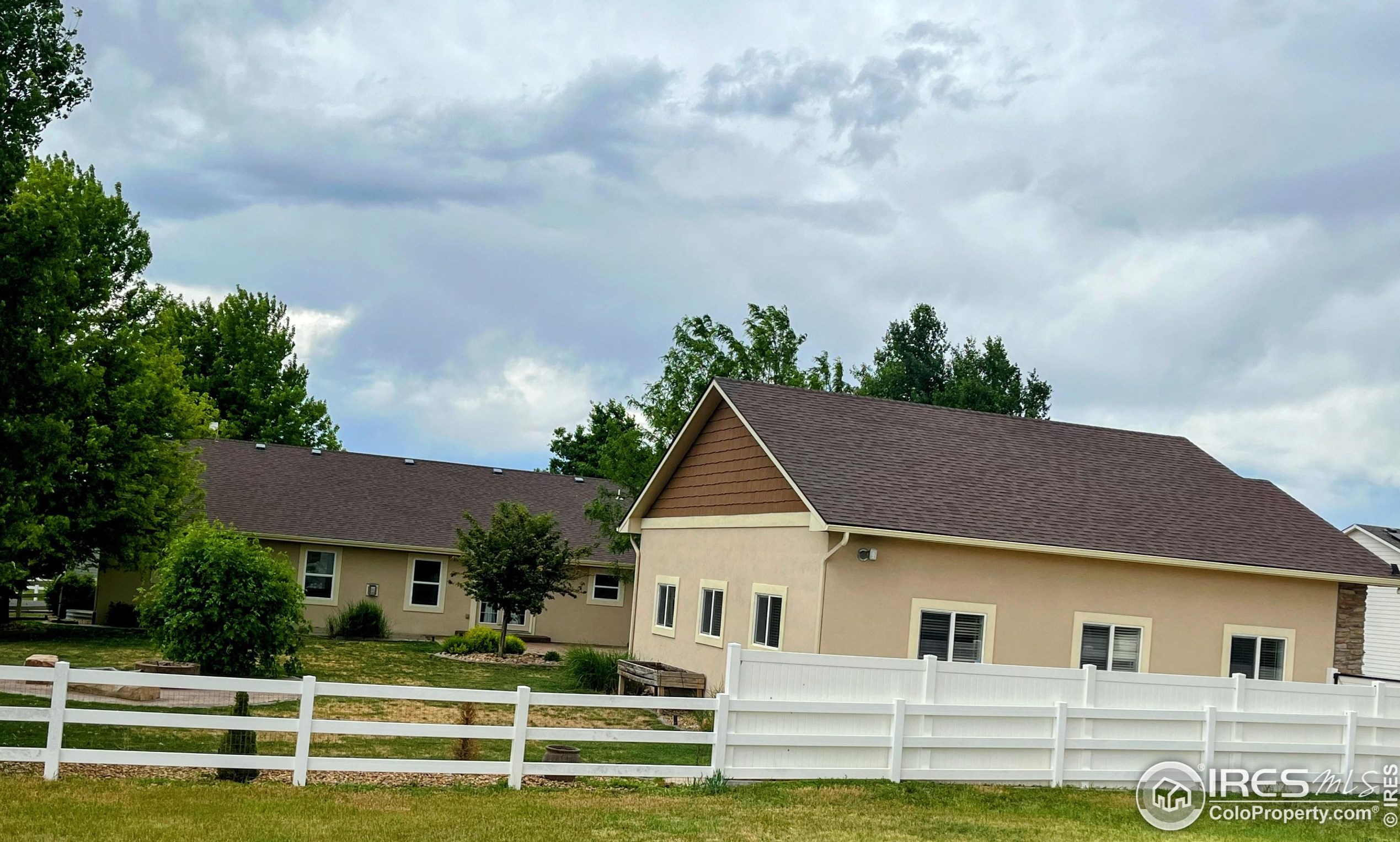 2002 Trail Ridge Dr, Eaton CO 80615-8626 exterior