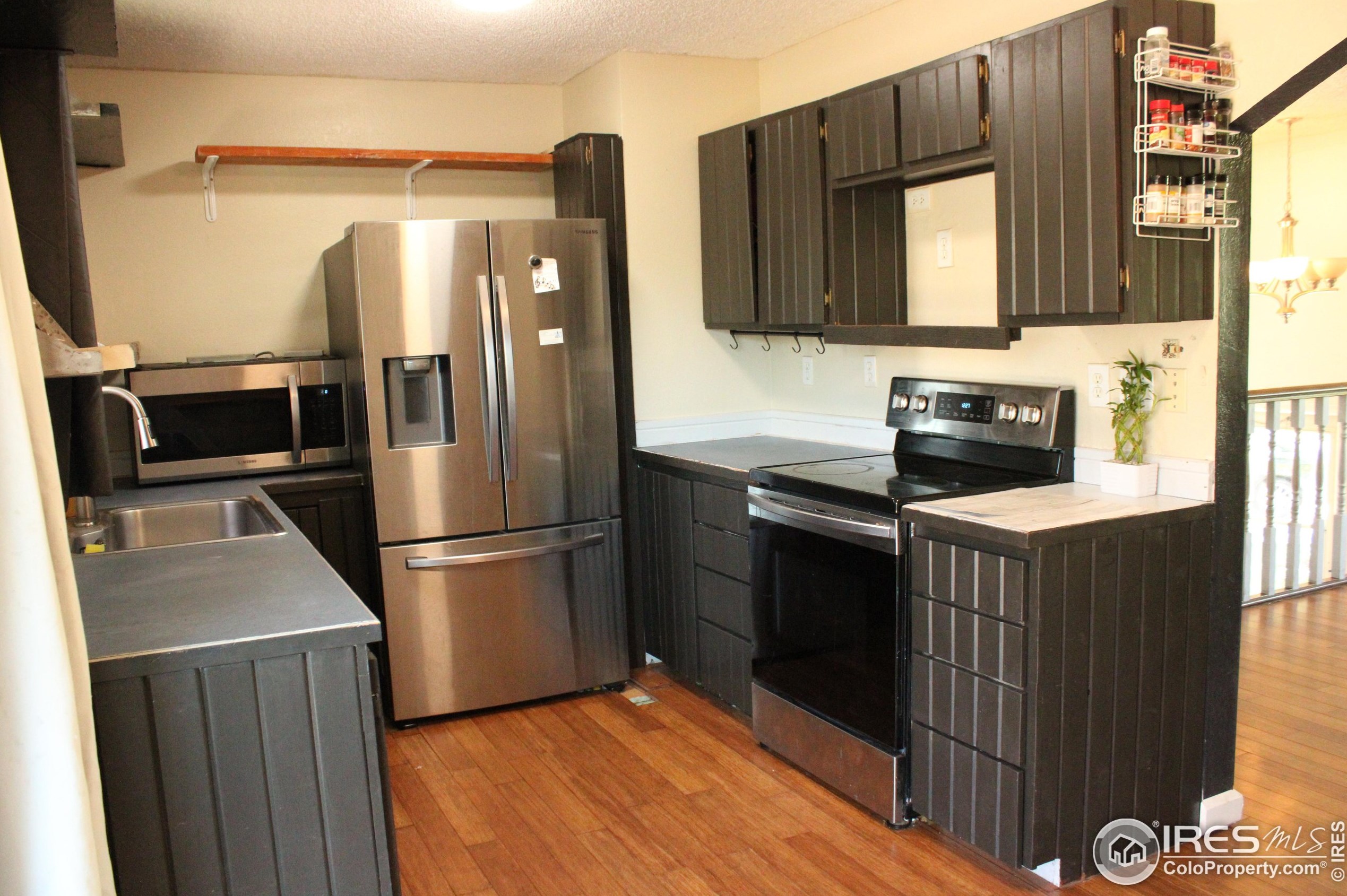 803 Table Mountain Ct, Fort Collins CO  80550-4922 exterior
