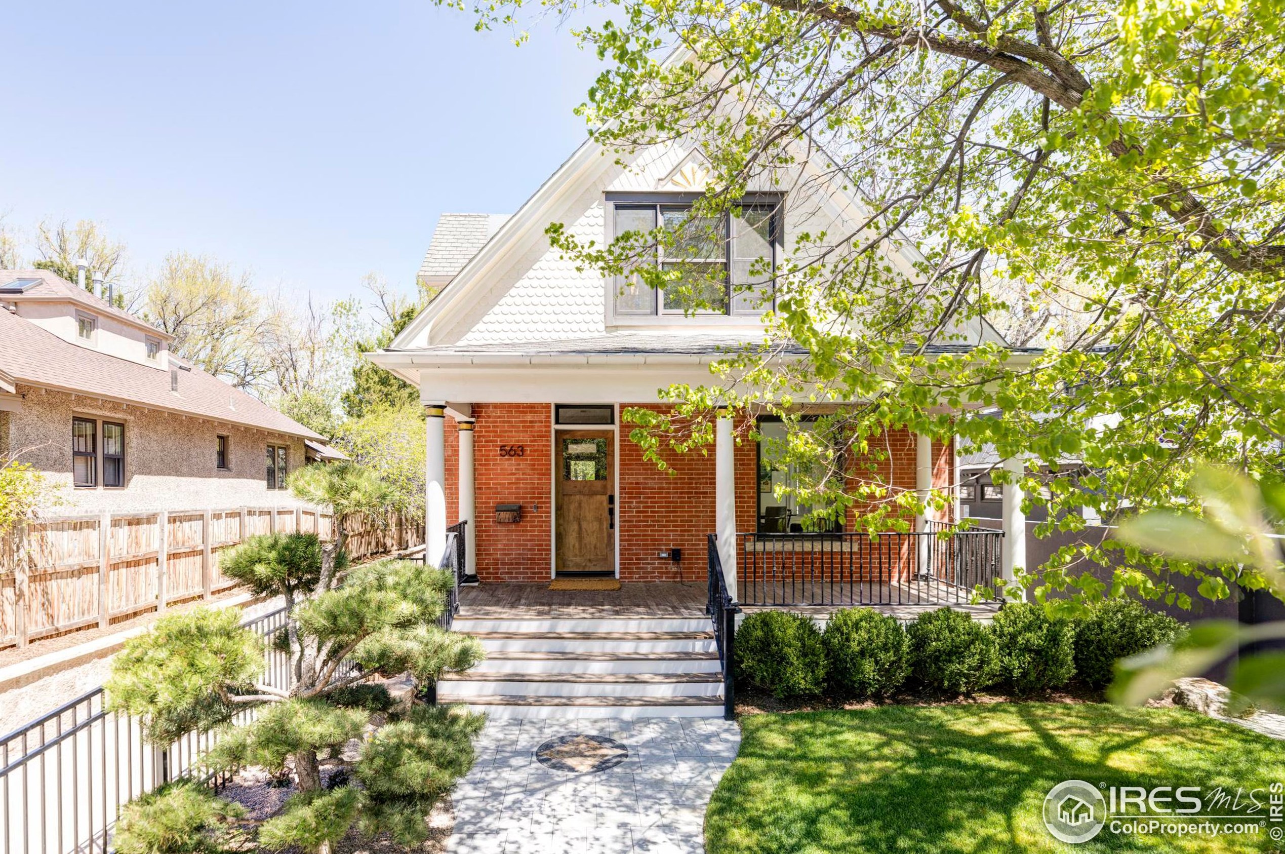 563 Arapahoe Ave, Boulder CO  80302-5826 exterior