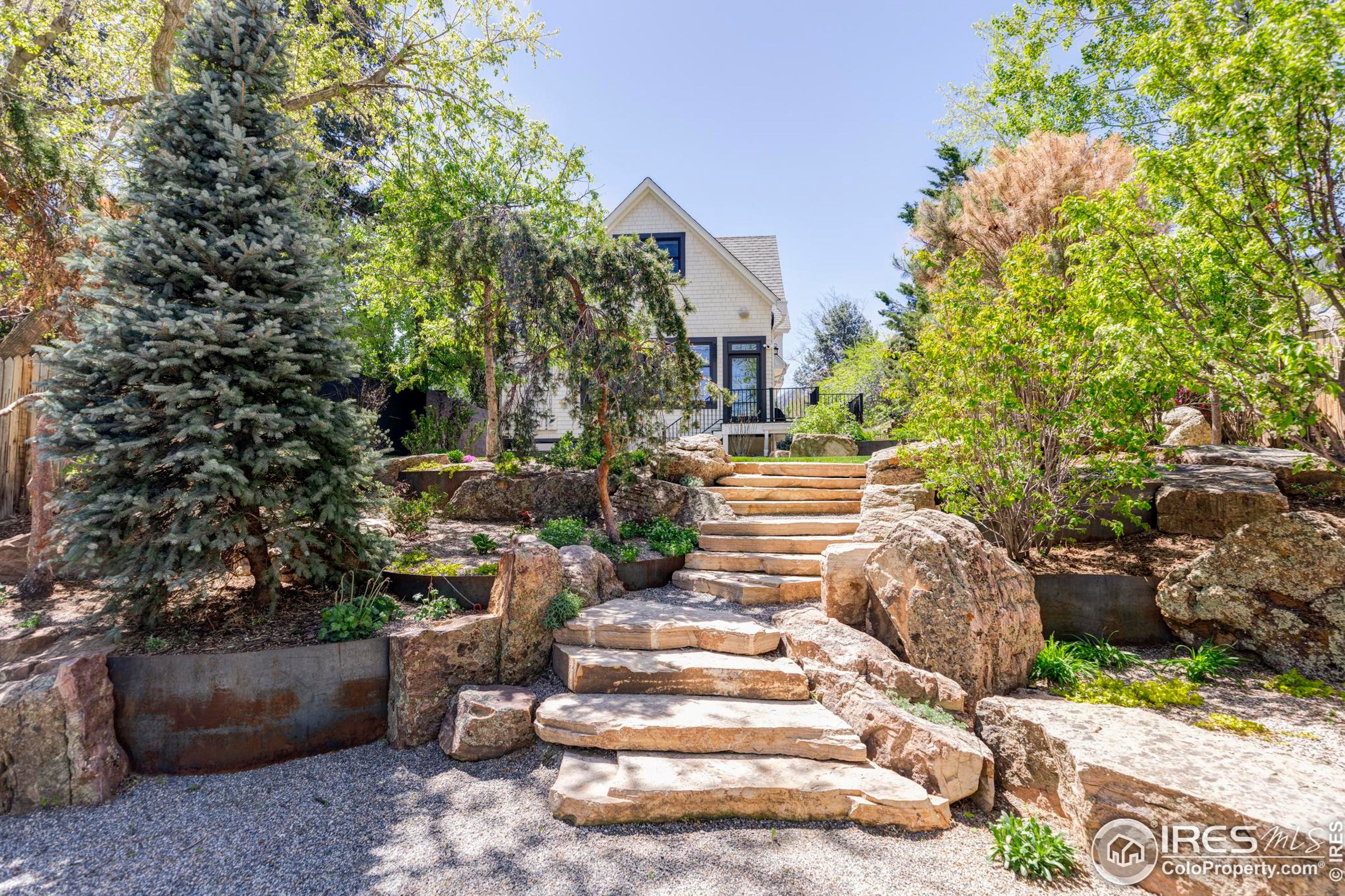 563 Arapahoe Ave, Boulder CO  80302-5908 exterior