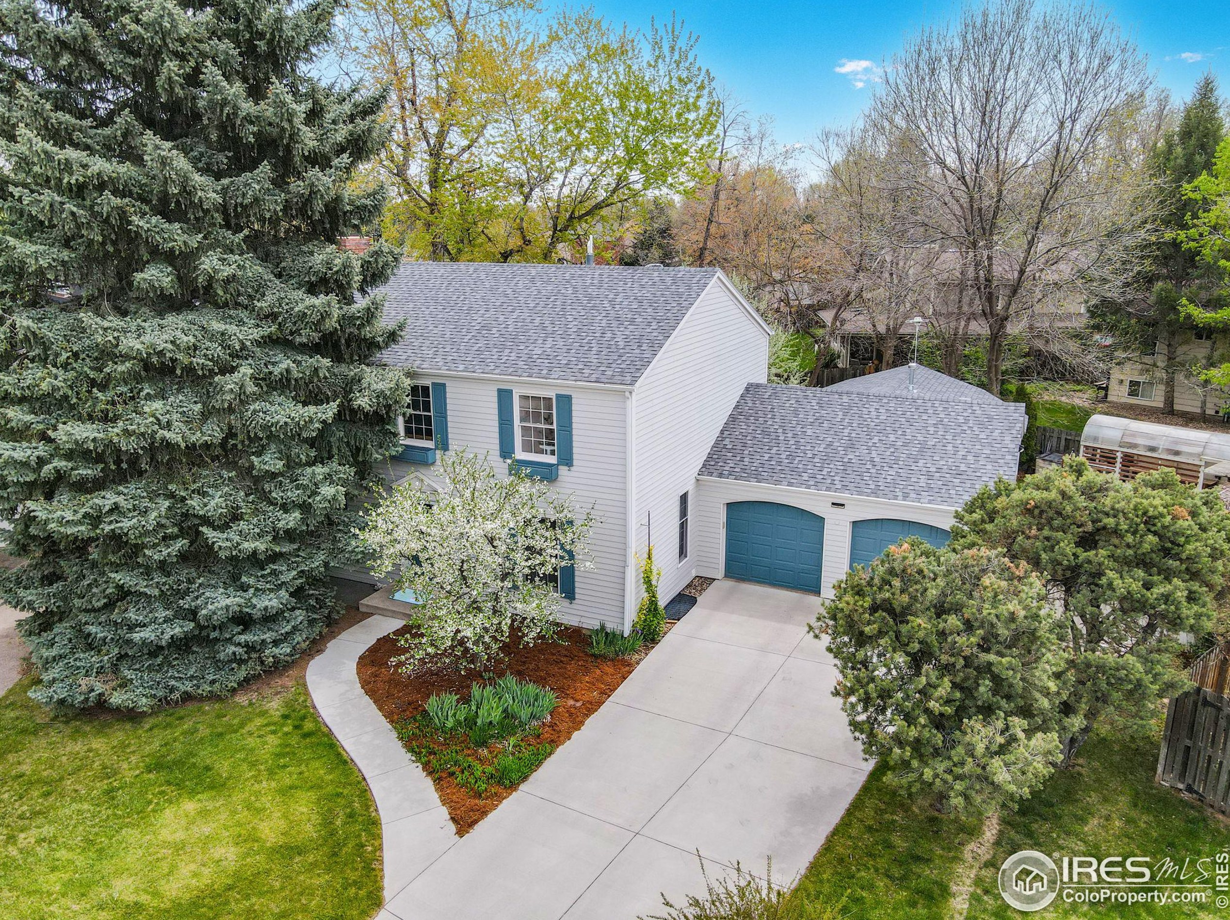 945 Chippewa Ct, Fort Collins, CO 80525-1568