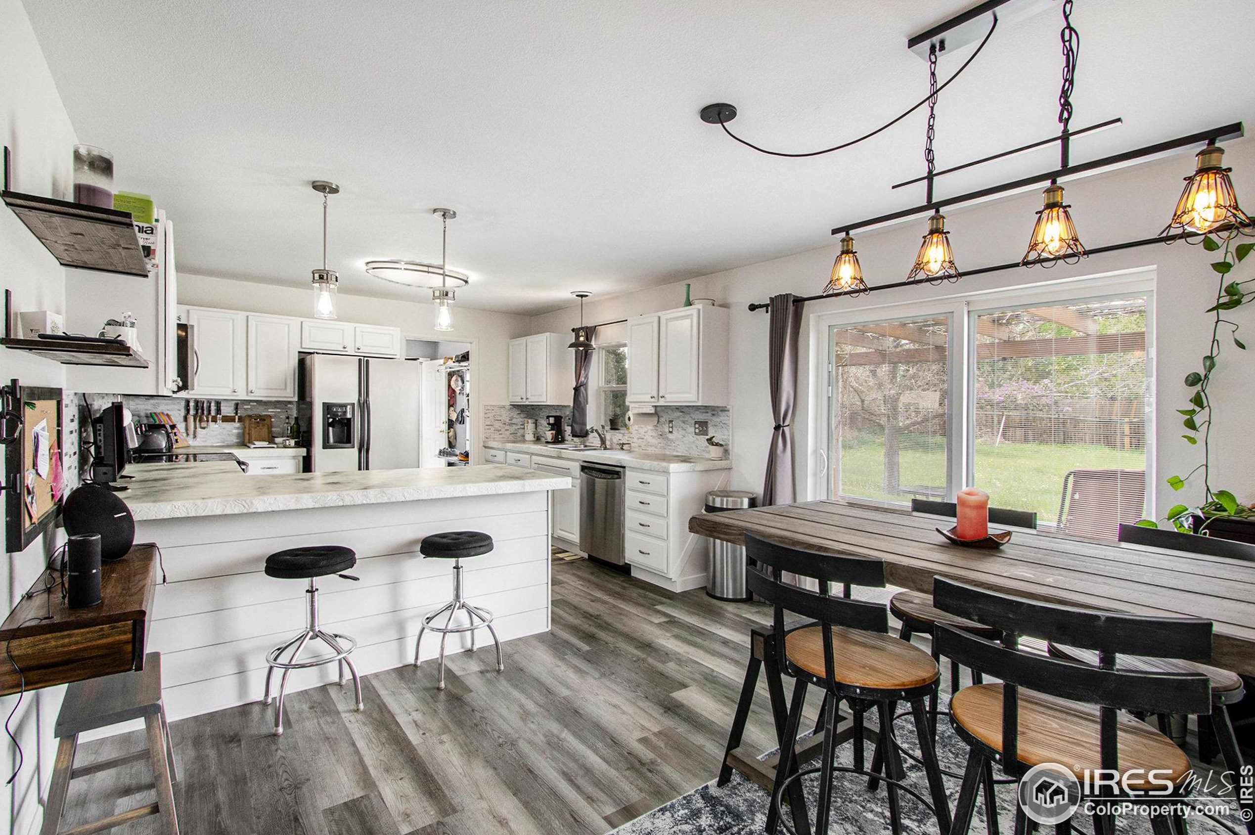 121 Victoria Dr, Fort Collins, CO 80525-4242