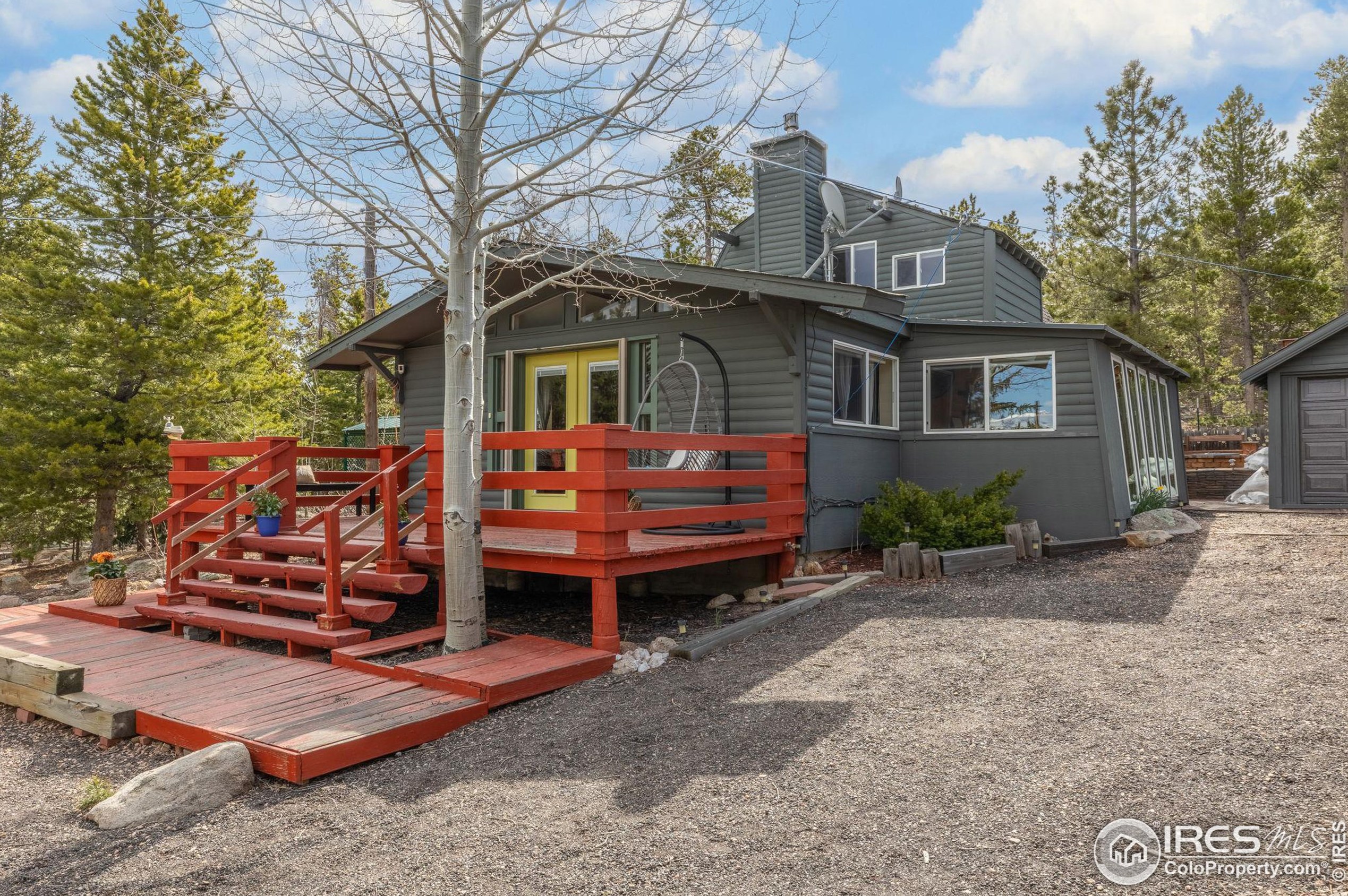 221 Aspen Dr, Denver, CO 80403-9717