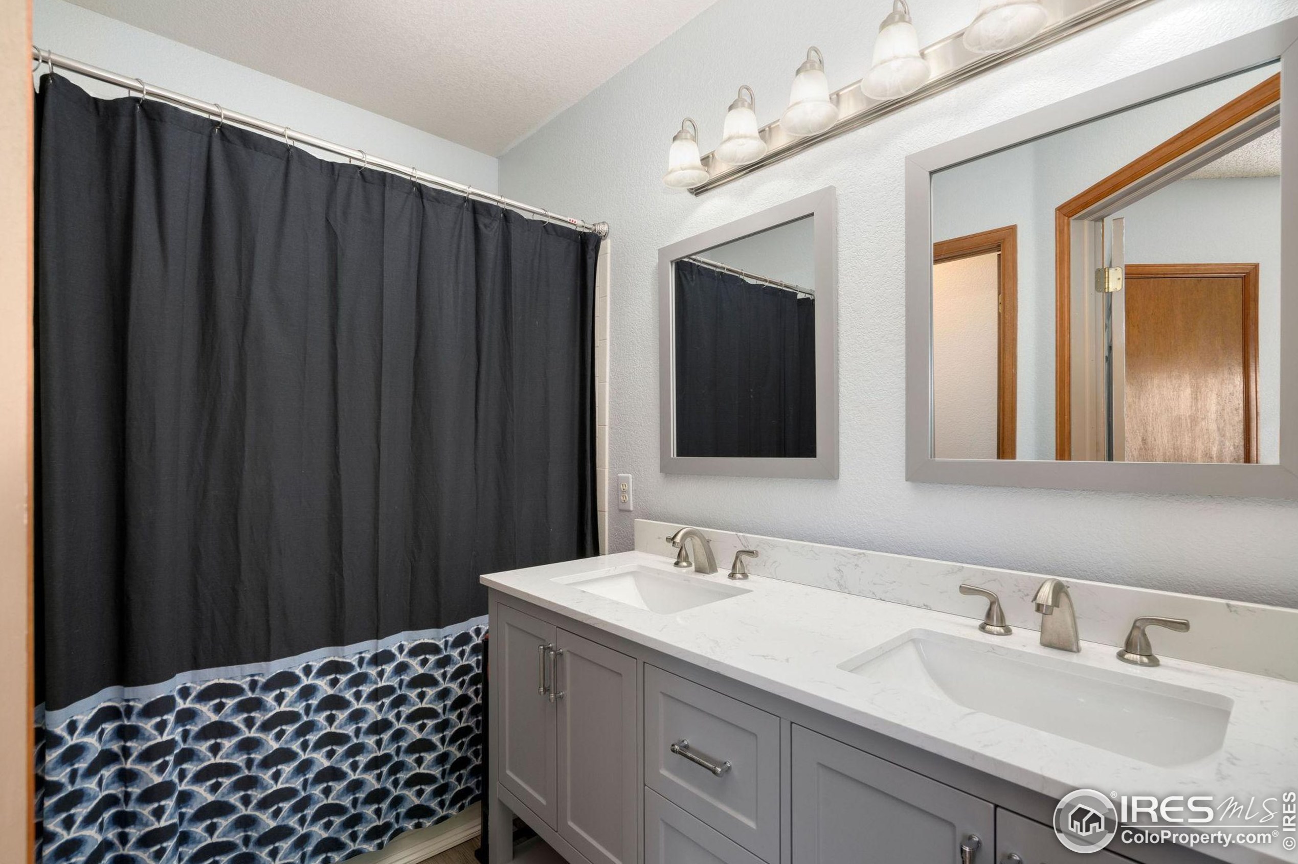 11725 Forest Ct, Denver CO  80233-1826 exterior