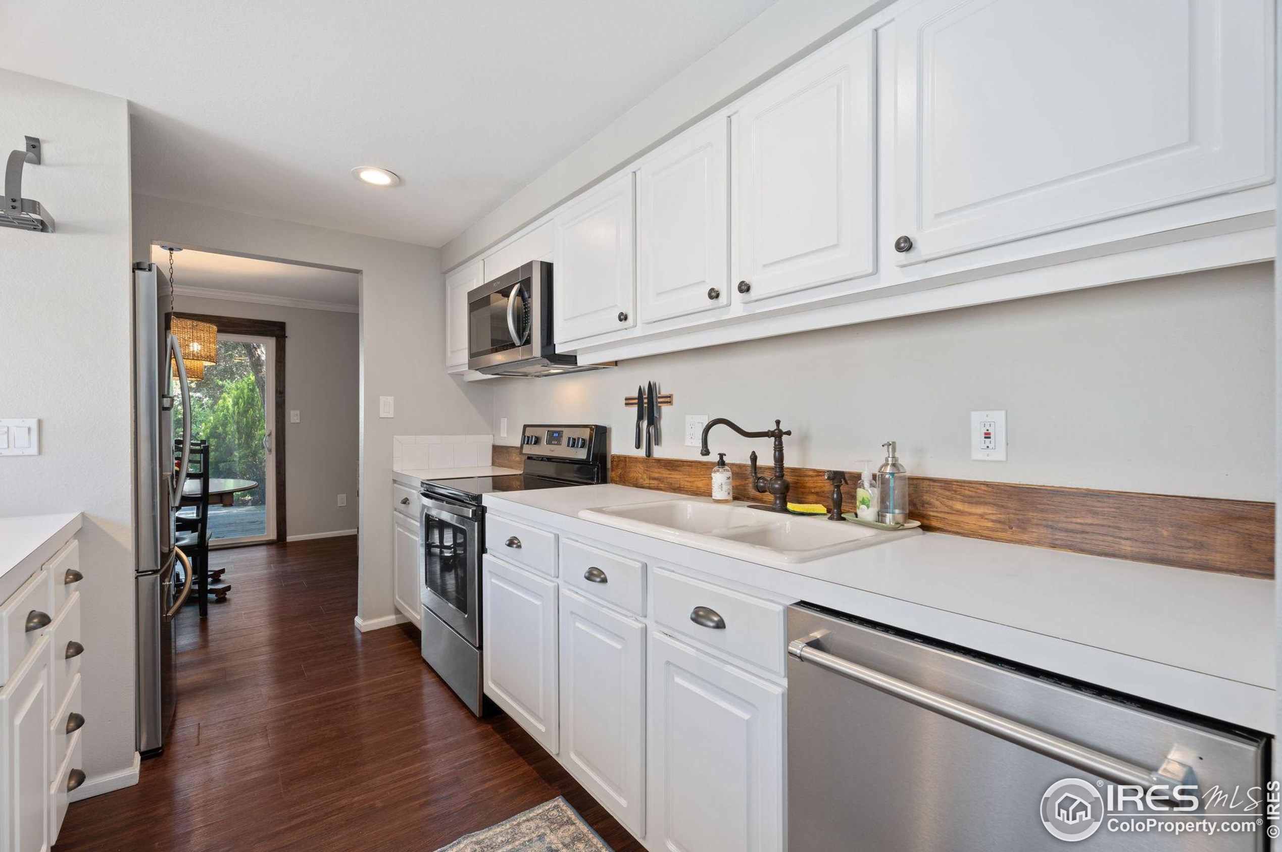 1208 Kirkwood Dr, Fort Collins CO  80525-1969 exterior