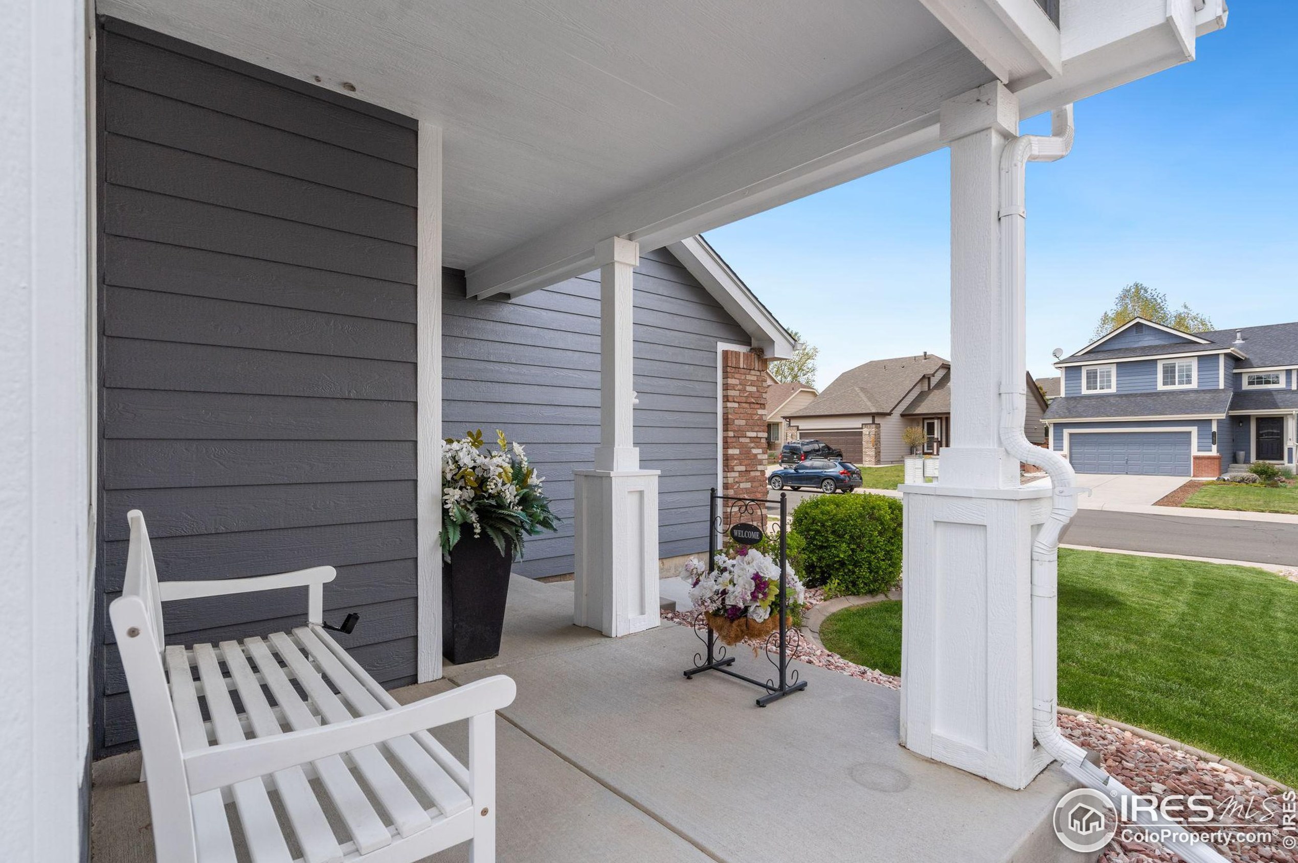1233 Intrepid Dr, Fort Collins CO  80526-9656 exterior