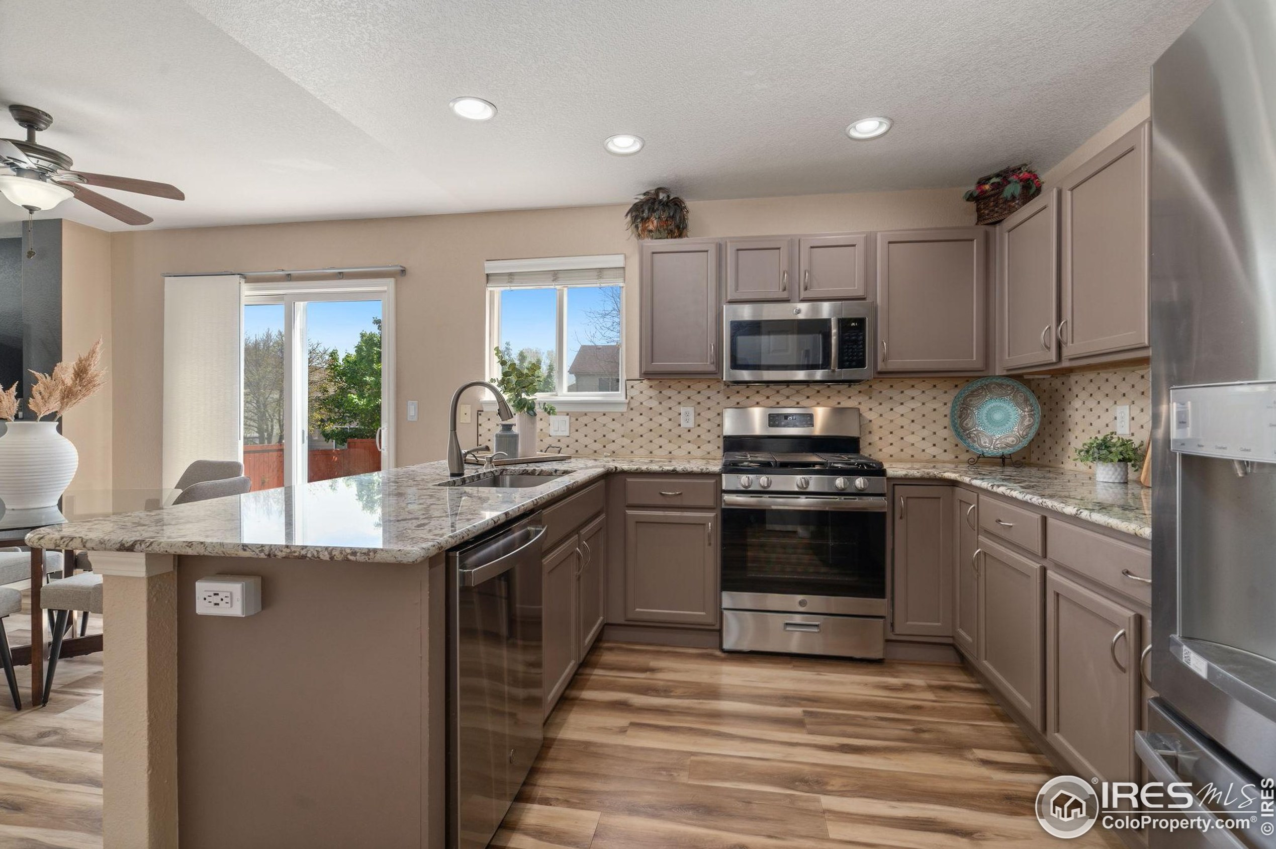 1233 Intrepid Dr, Fort Collins CO  80526-9656 exterior