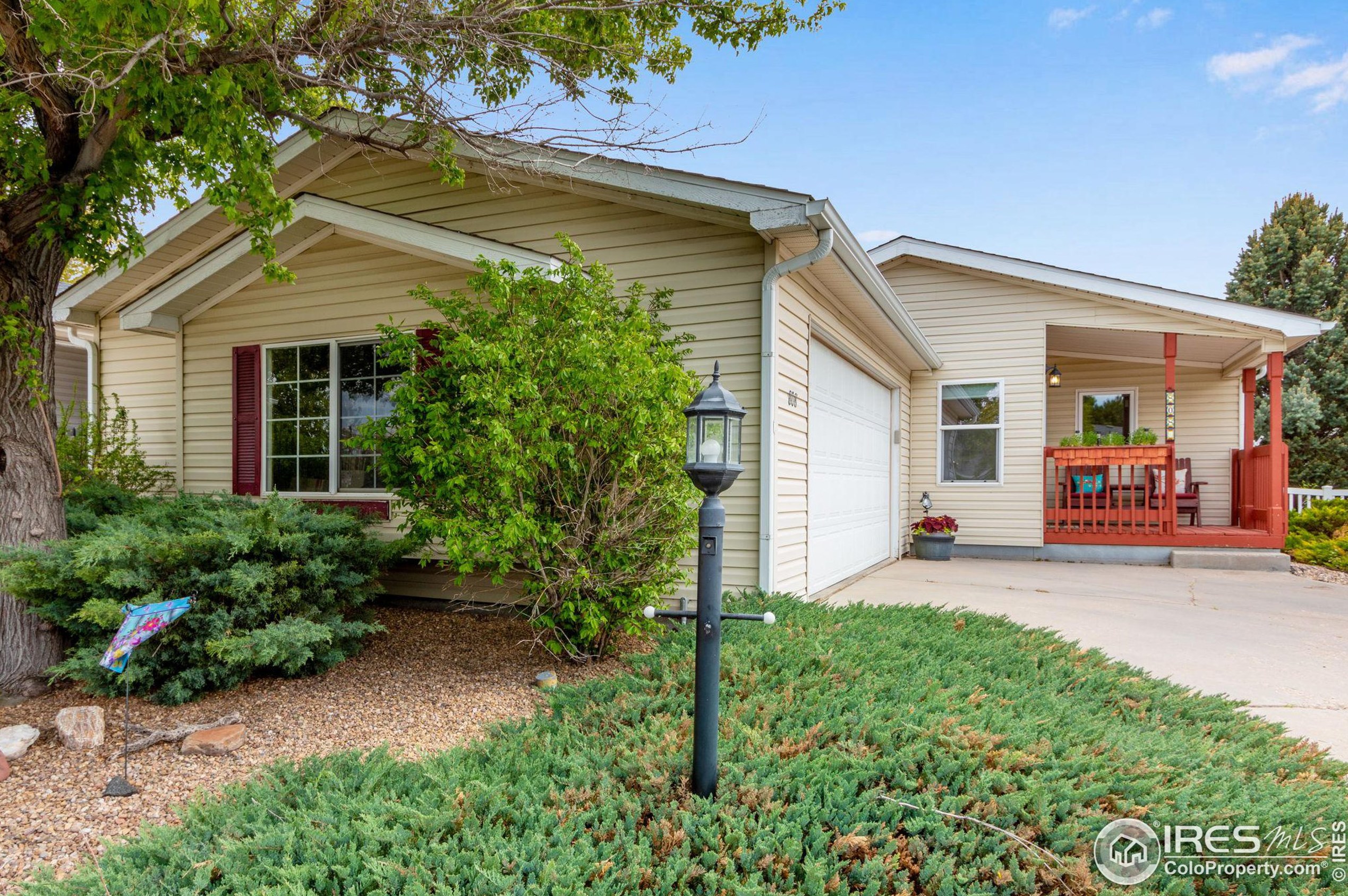 808 Sunchase Dr, Fort Collins, CO 80524-6022