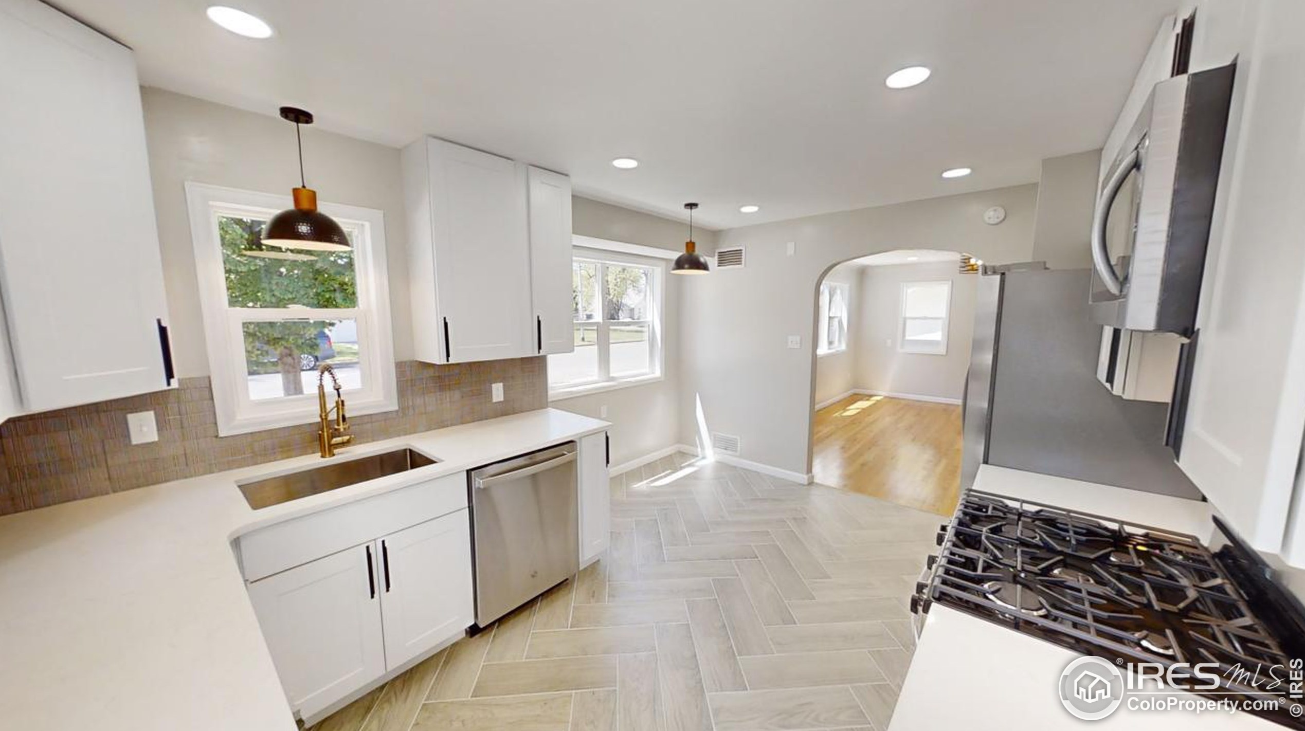 211 7th Ave, Fort Morgan, CO 80701-3008