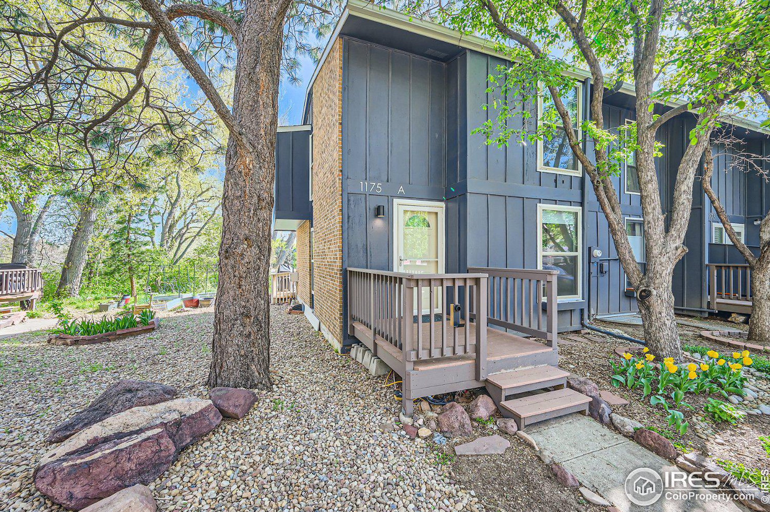1175 Bear Mountain Dr, Boulder, CO 80305-6249