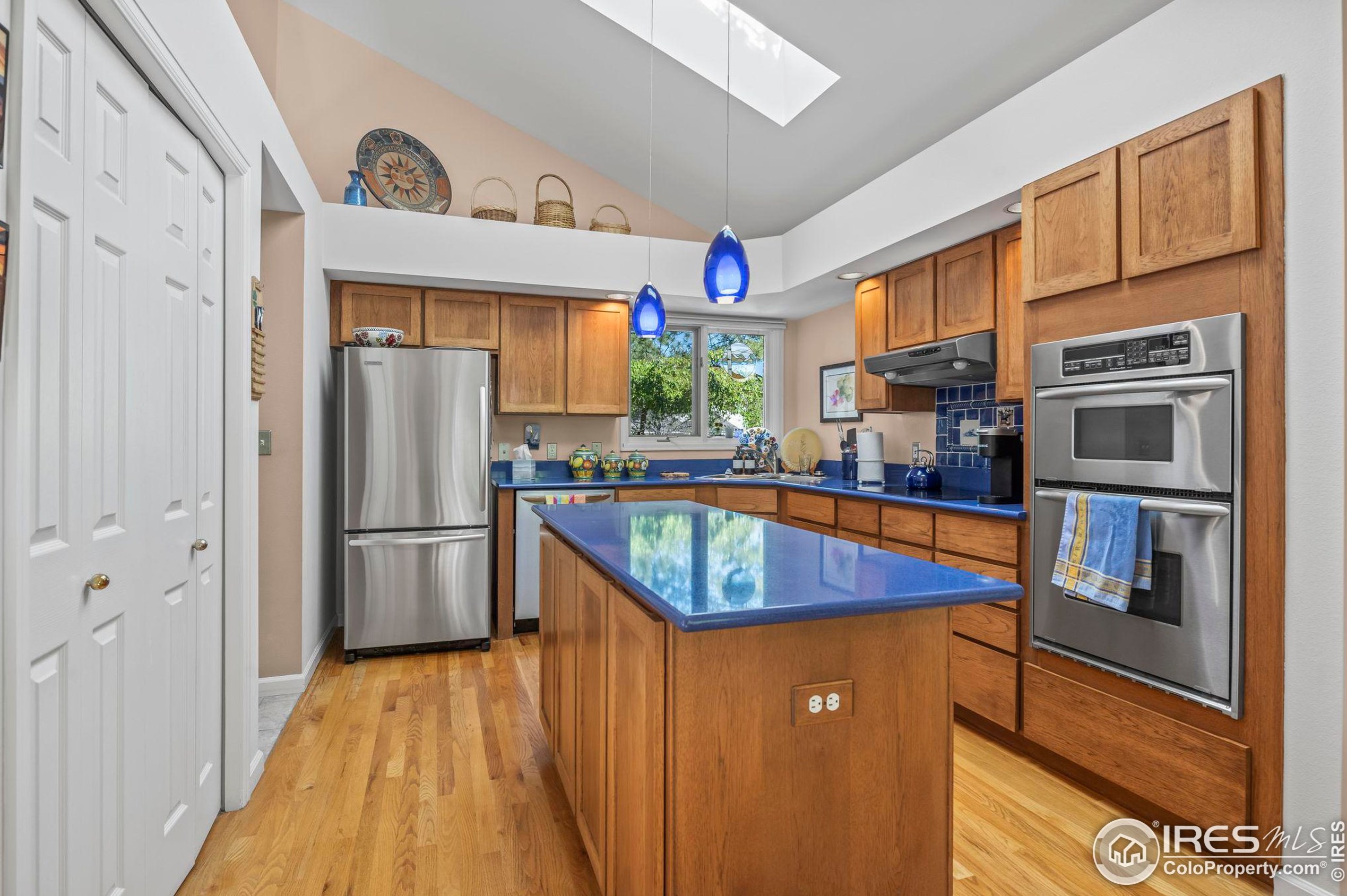 7329 Windsor Dr, Boulder CO 80301-3718 exterior