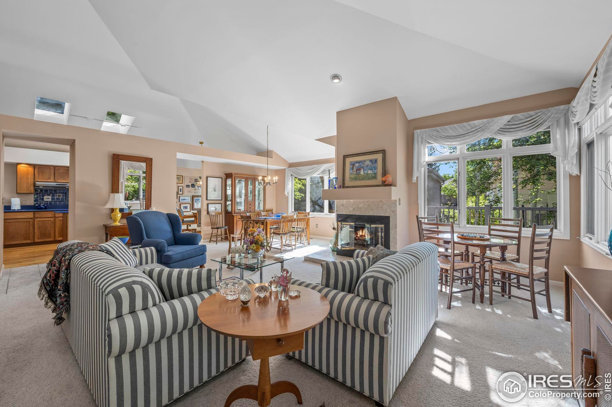 7329 Windsor Dr, Boulder CO 80301-3718 exterior