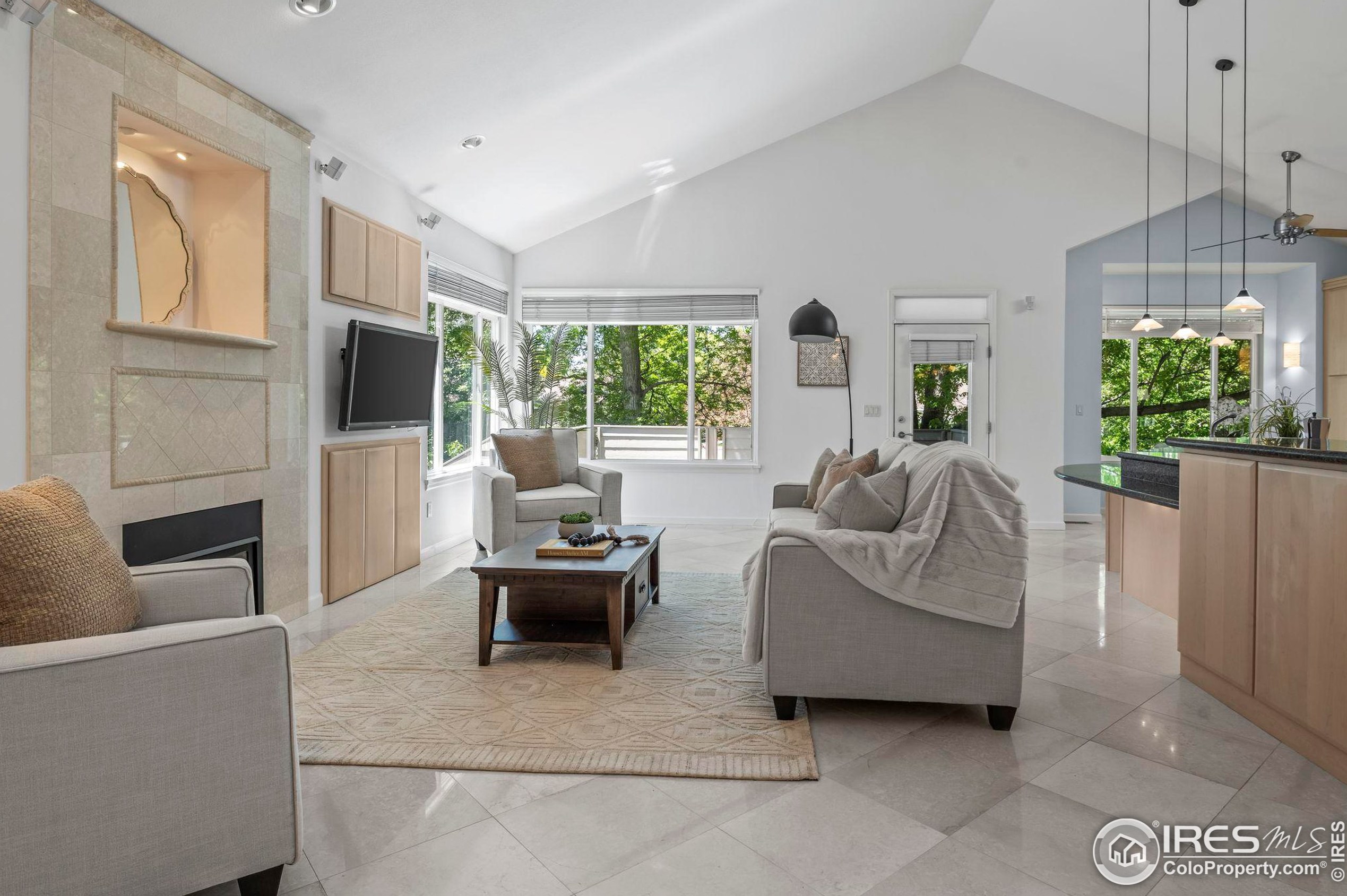 7358 Buckingham Ct, Boulder CO 80301-6410 exterior