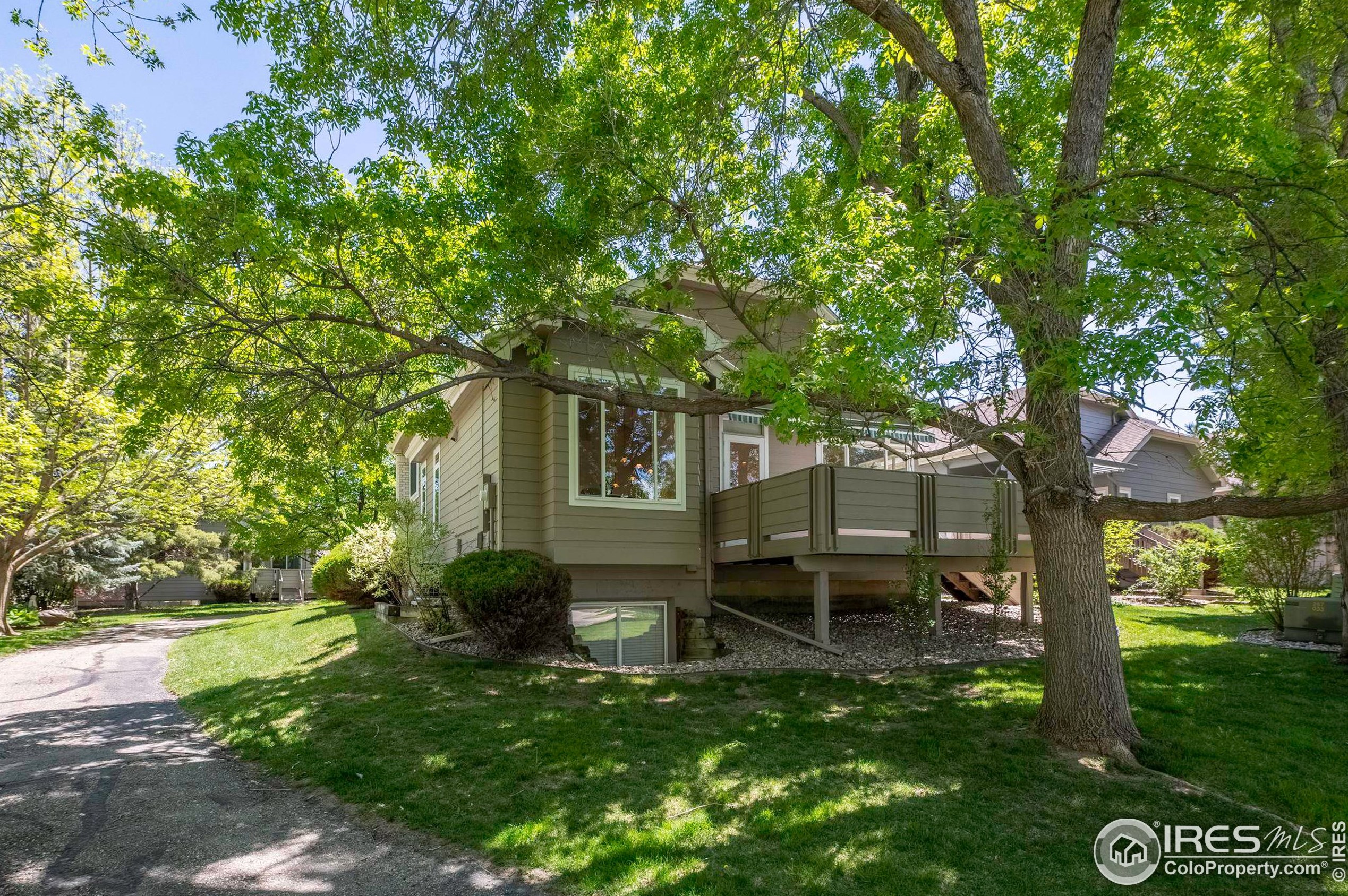 7358 Buckingham Ct, Boulder CO  80301-6410 exterior