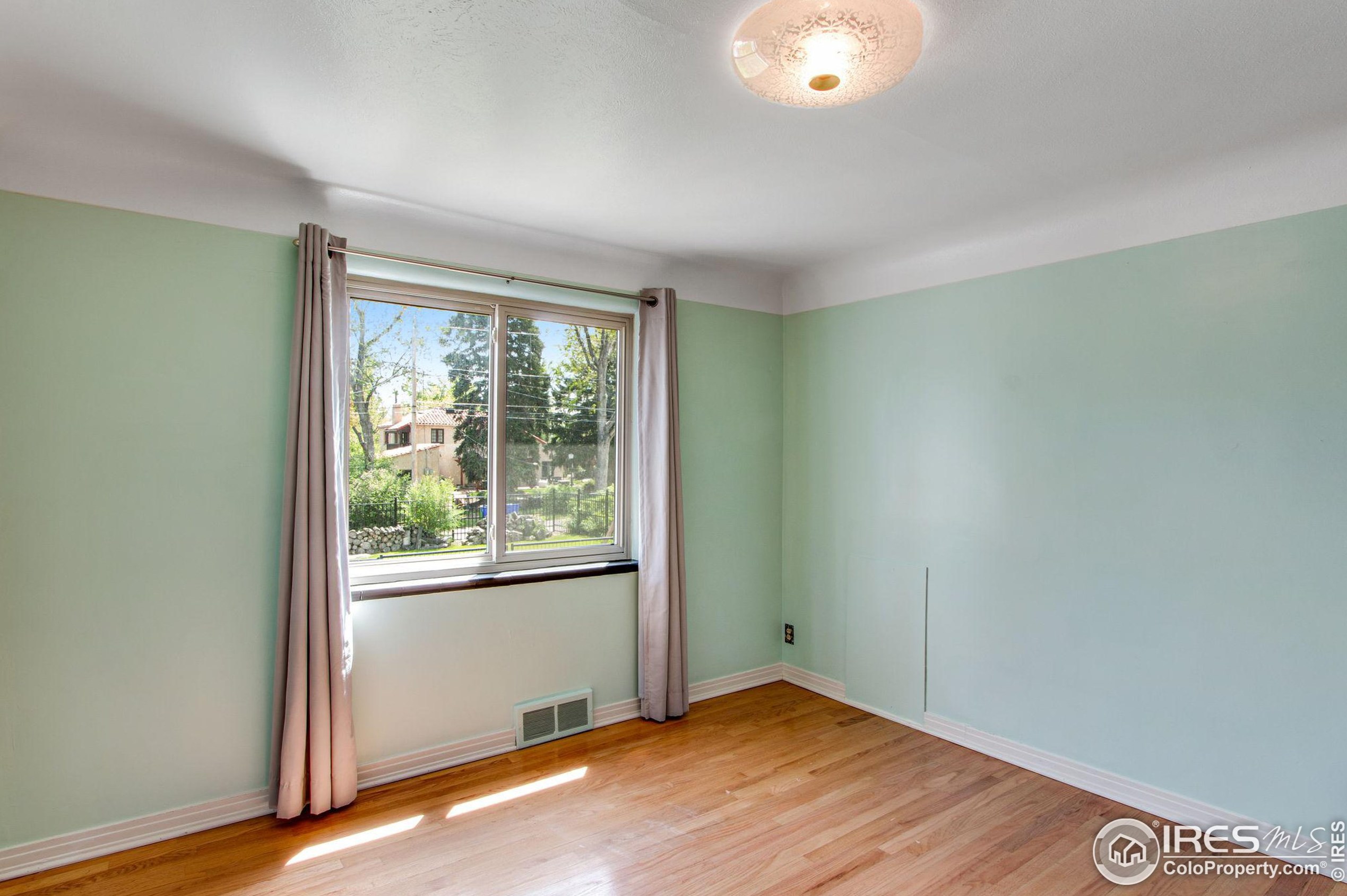 1920 15 Ave, Greeley CO 80631-5357 exterior