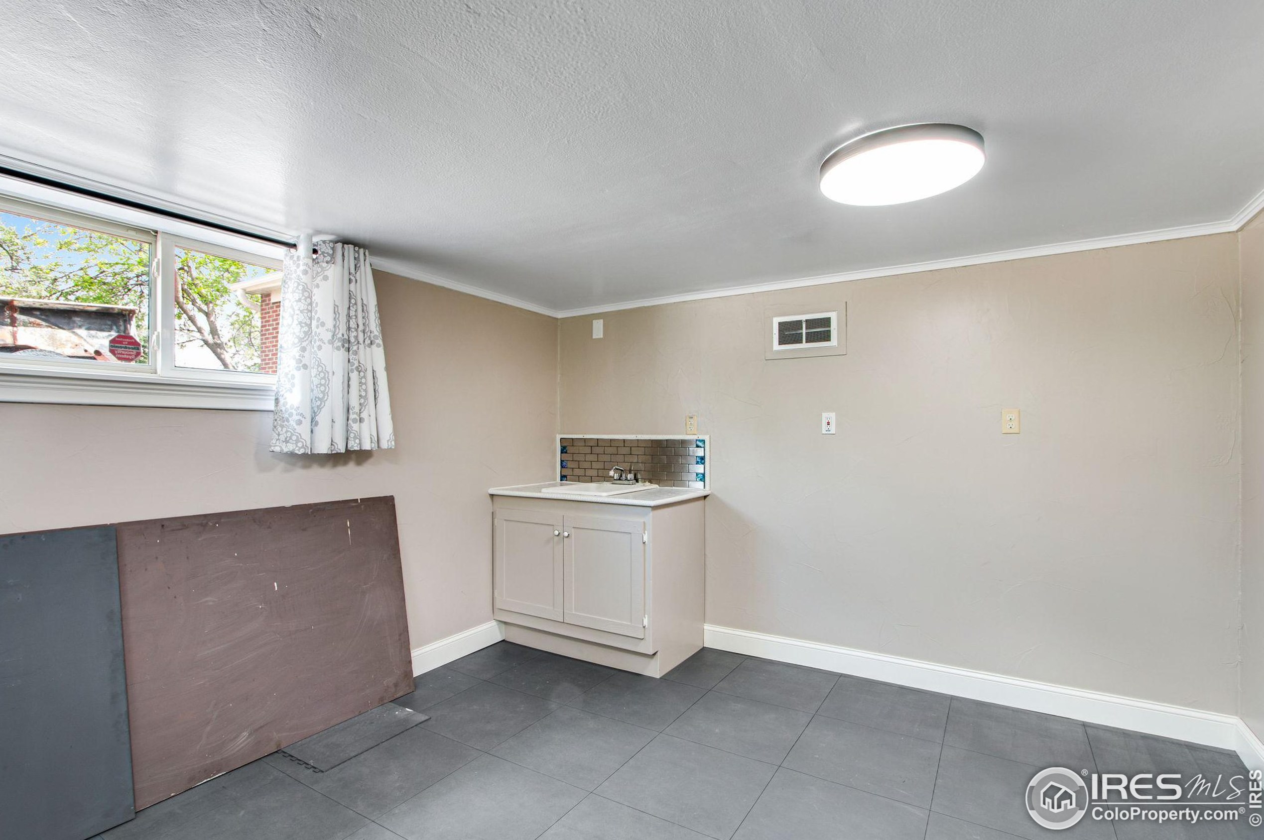 1920 15 Ave, Greeley CO 80631-5357 exterior