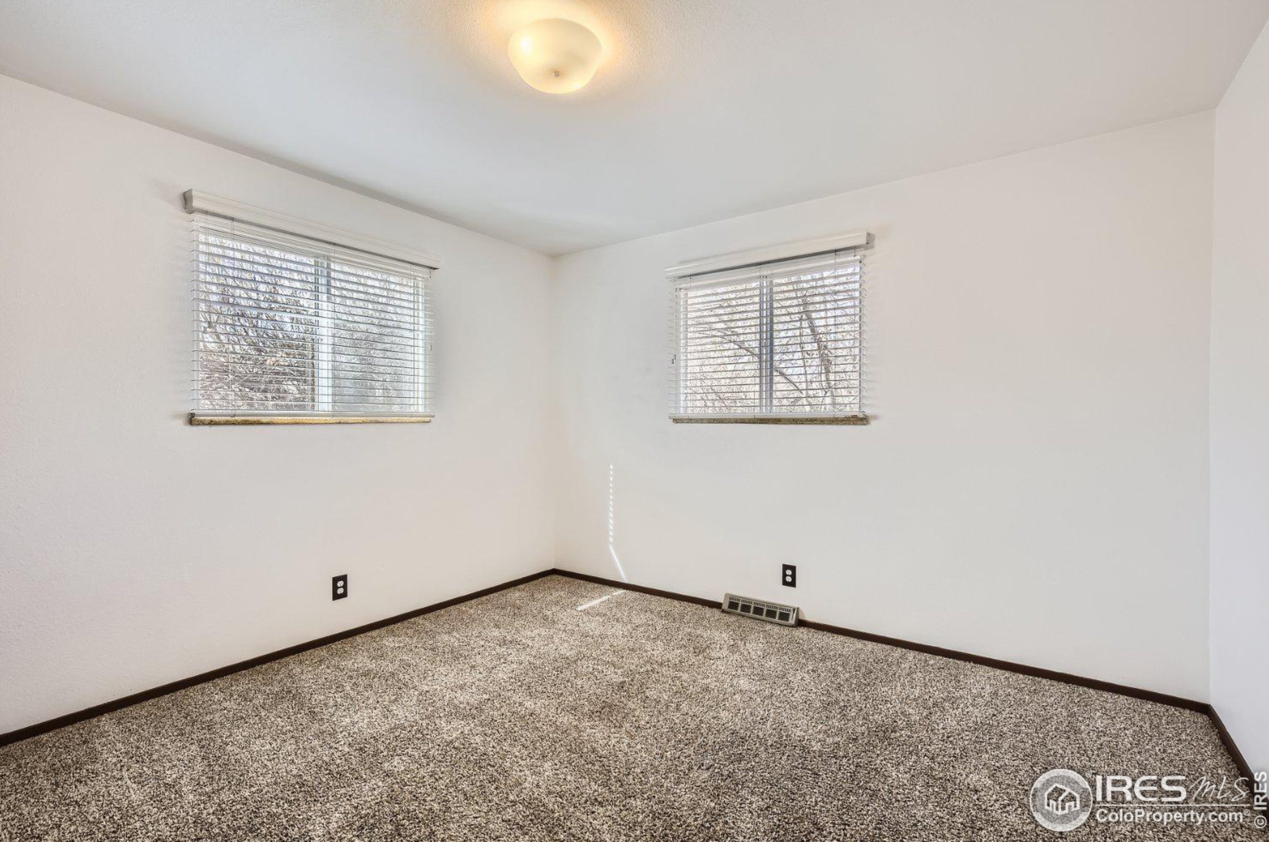 1023 32 St, Loveland CO 80538-2731 exterior