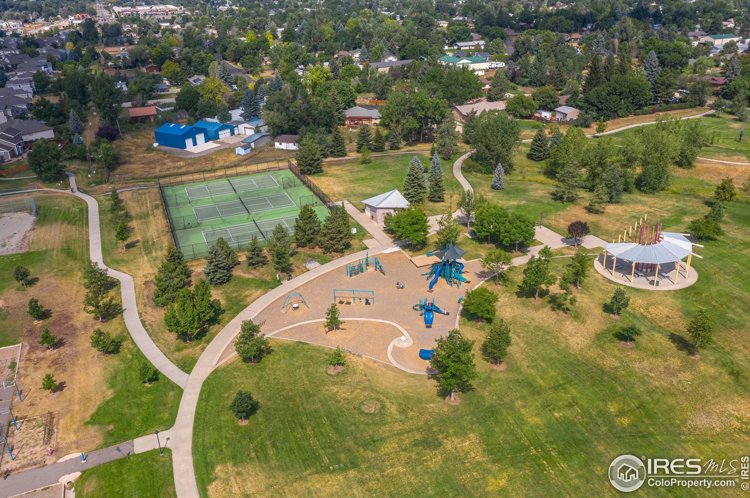1906 Glenview Ct, Fort Collins CO  80526-3321 exterior