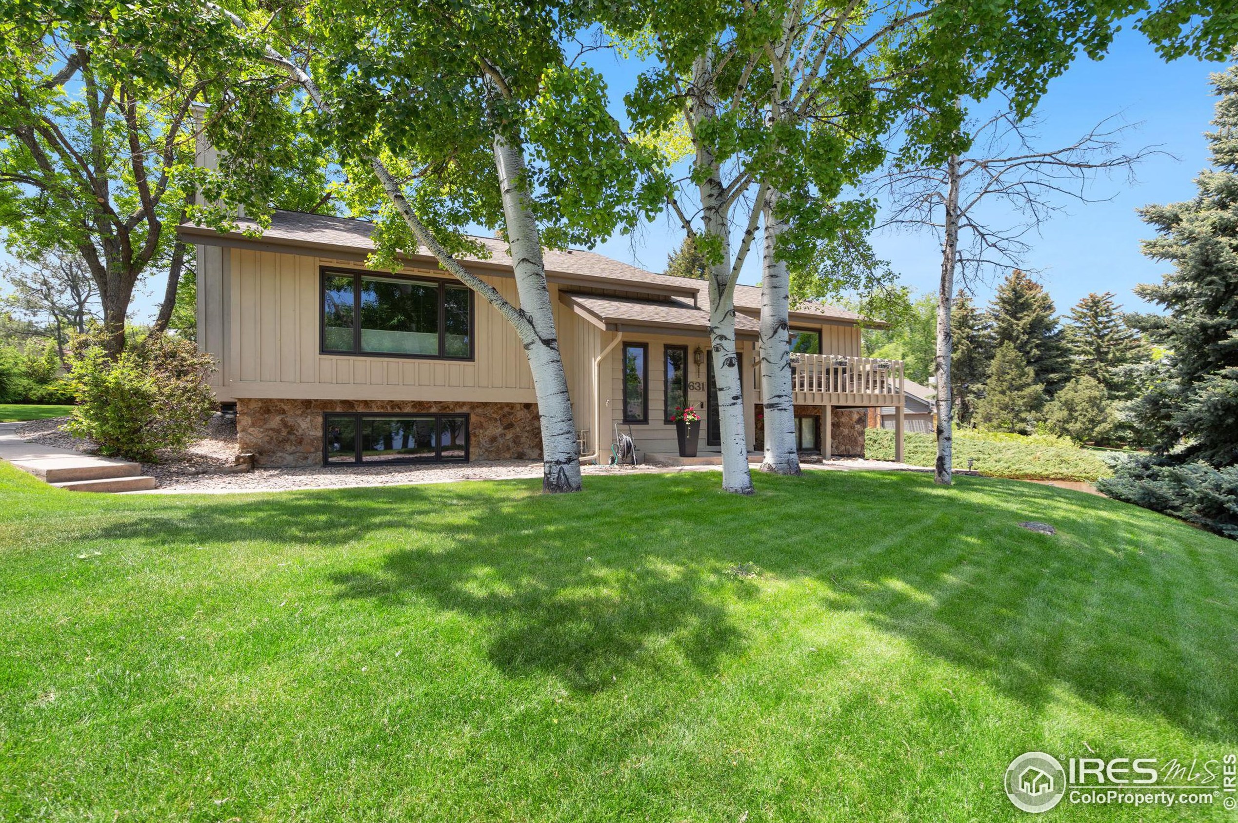 631 Skysail Ln, Fort Collins, CO 80525-3143
