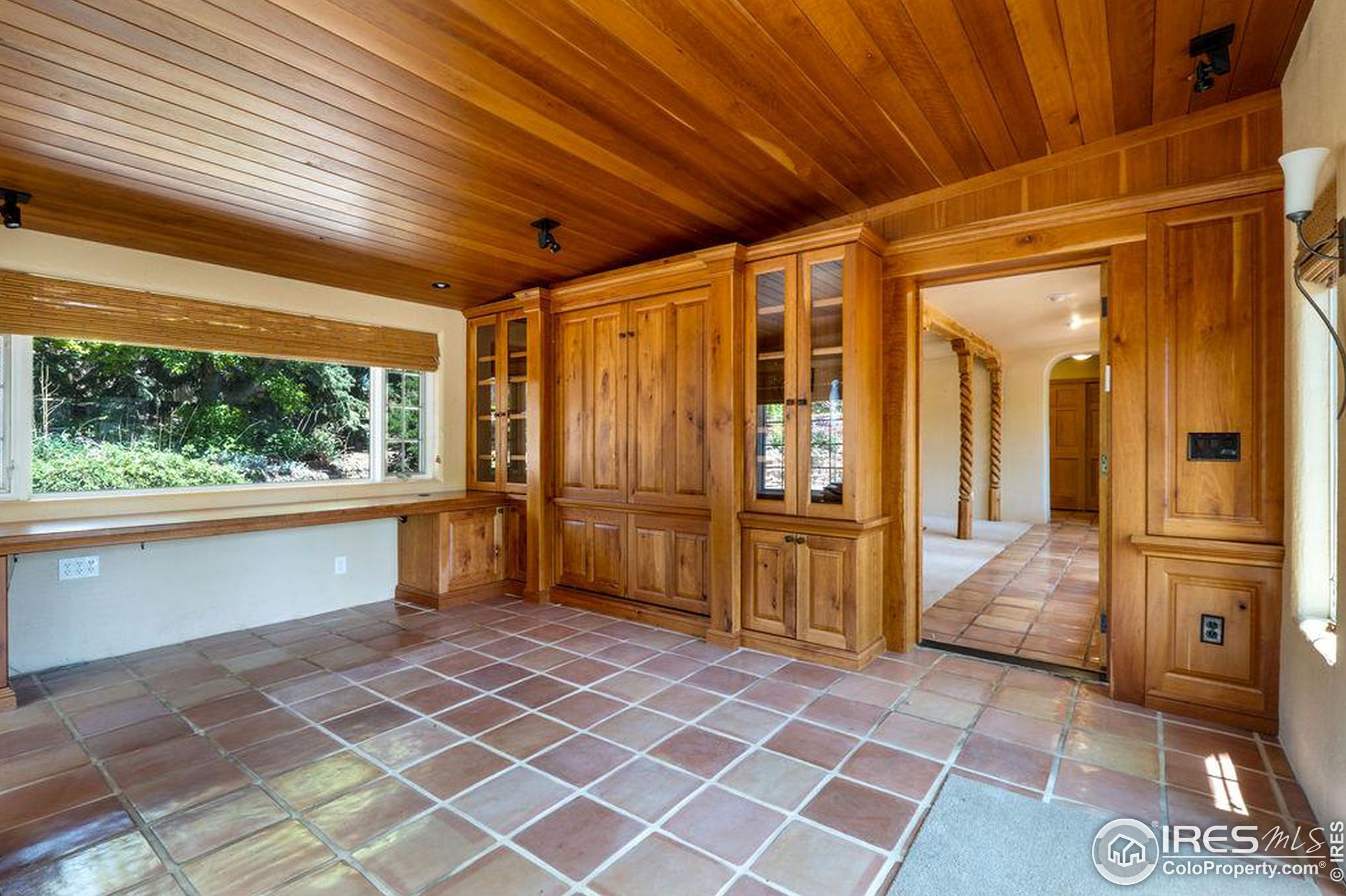 4 Alles Dr, Greeley, CO 80631-6828