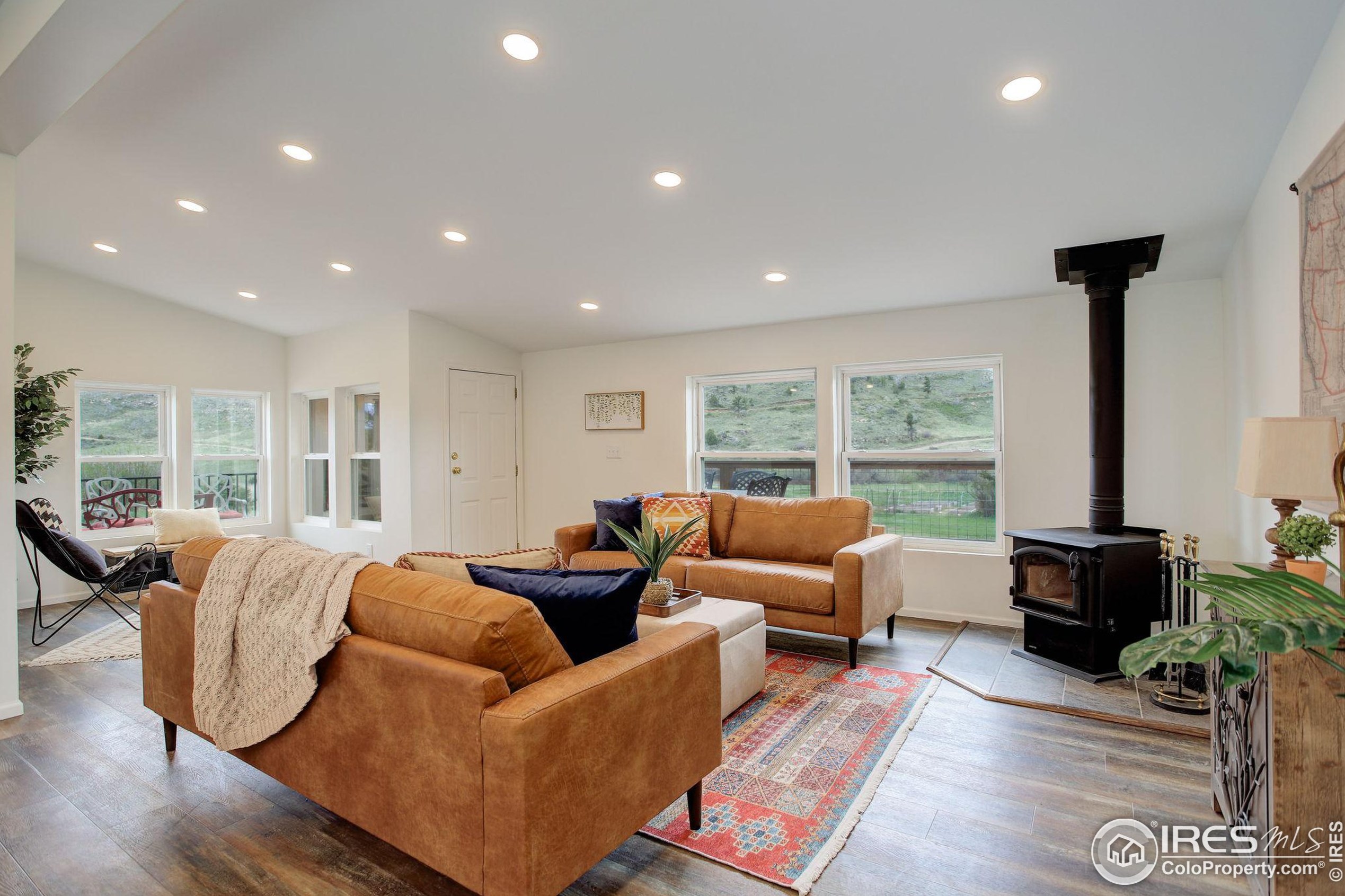 986 Deer Mdw Way, Red Feather Lakes CO 80536-9505 exterior