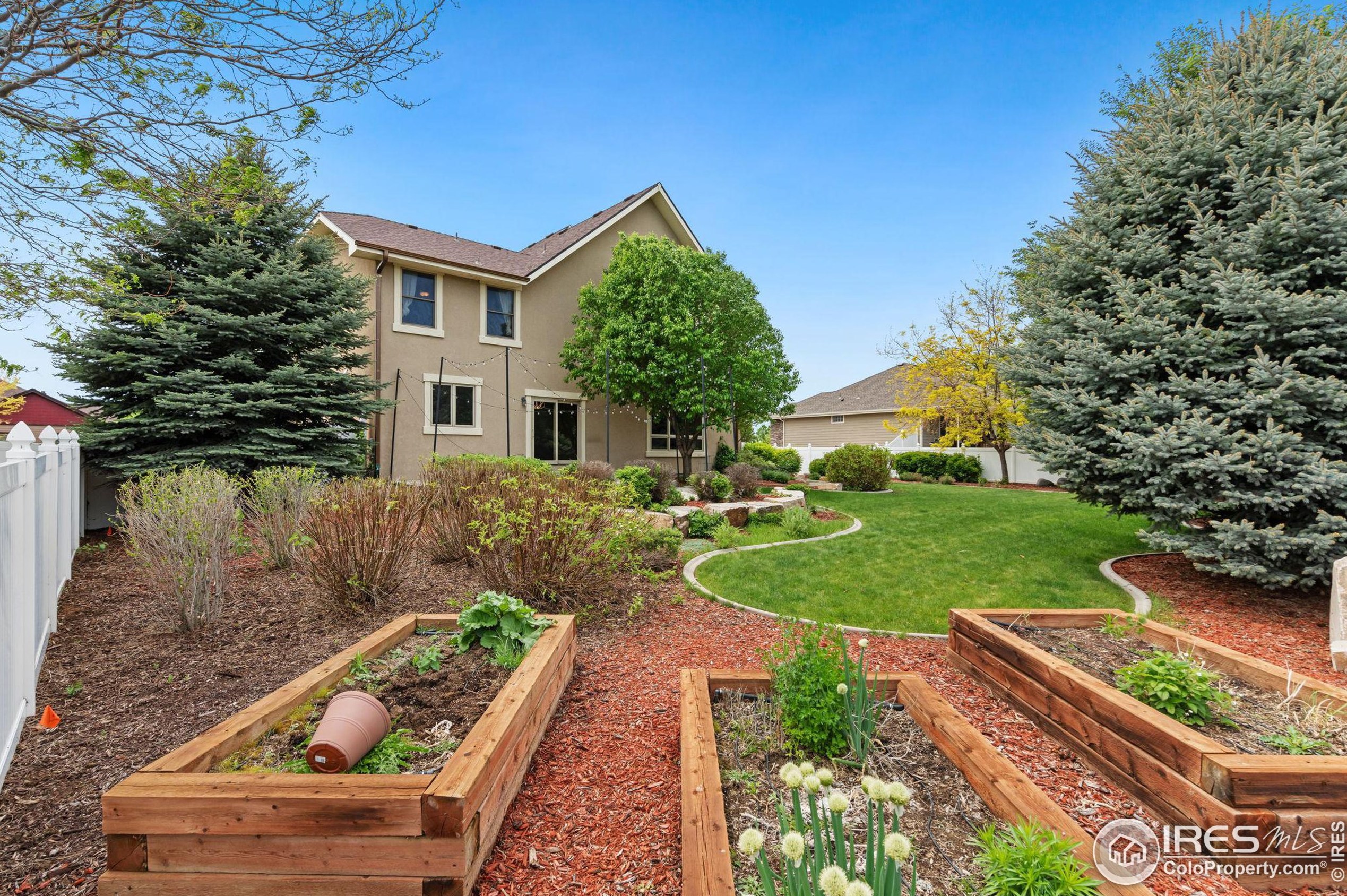 3304 70th Ave, Greeley CO 80634-8626 exterior