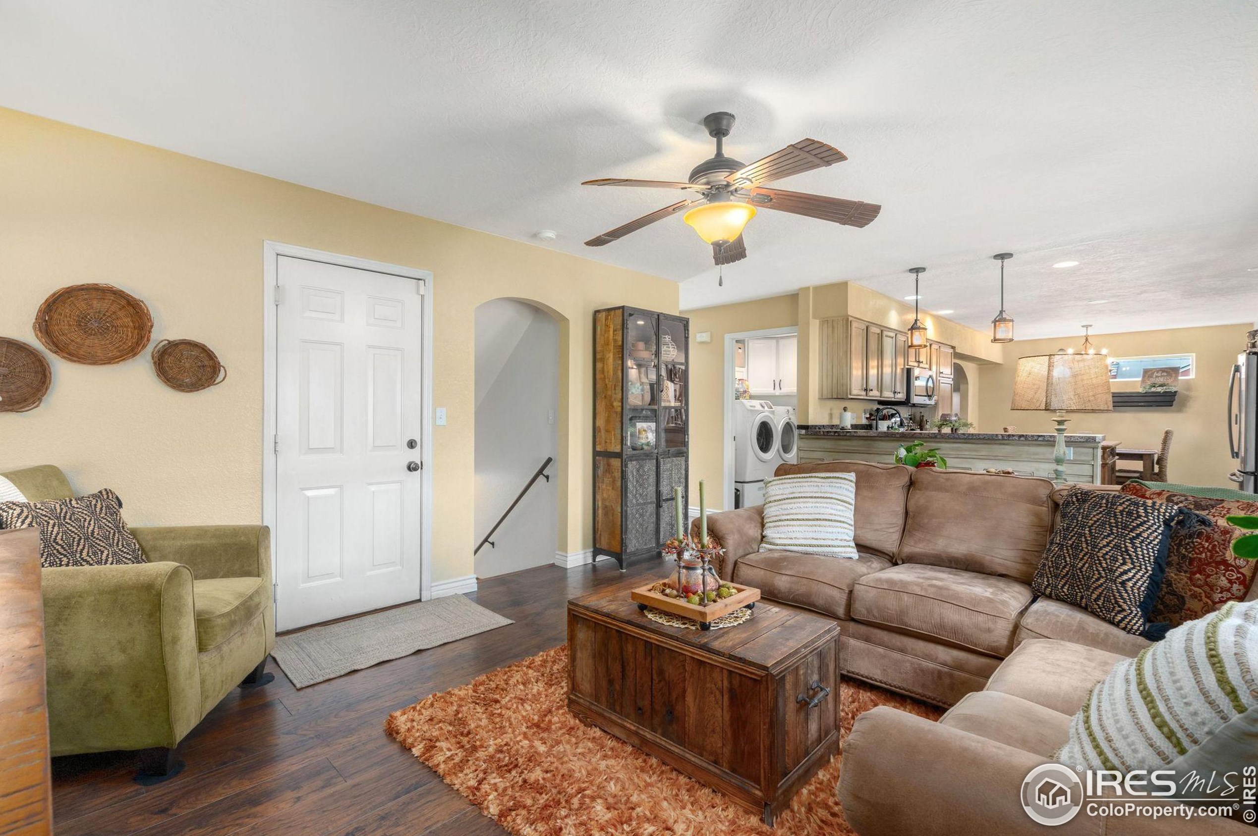 301 49th Ave, Greeley CO  80634-4319 exterior