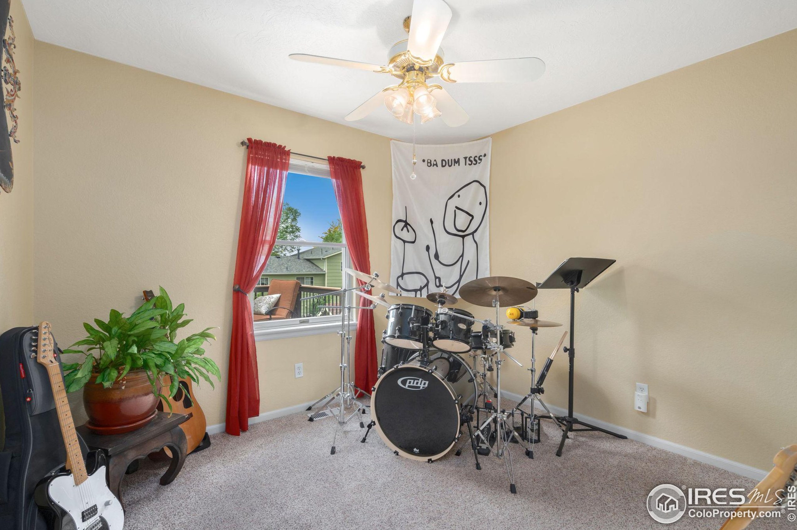 301 49th Ave, Greeley CO  80634-4319 exterior