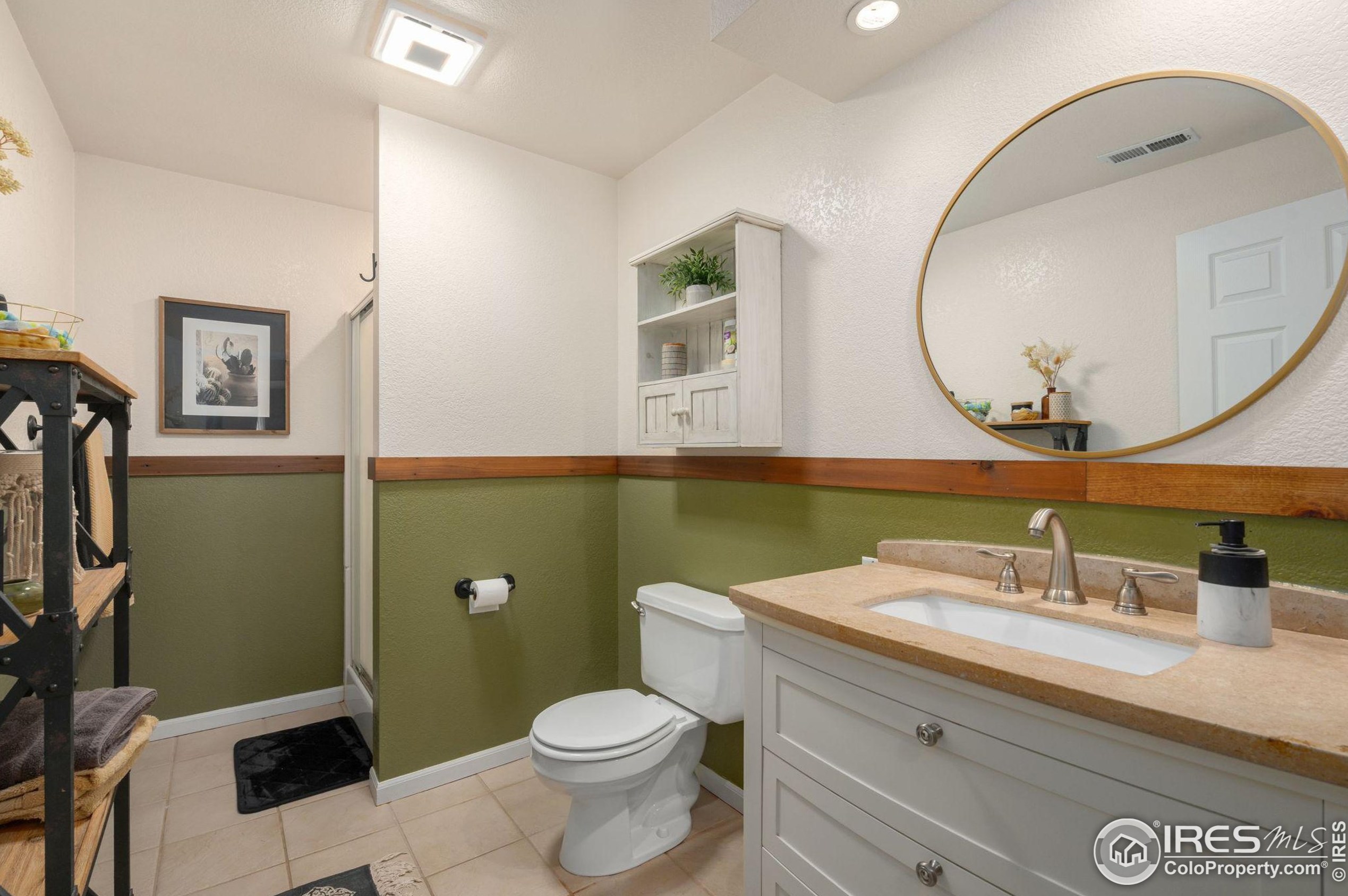 301 49th Ave, Greeley CO  80634-4319 exterior