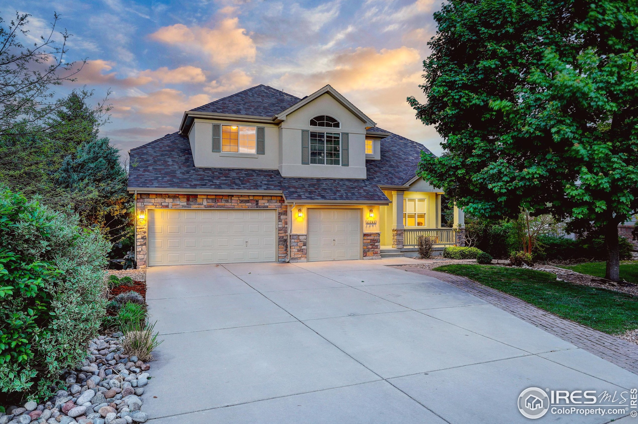 2251 Schooner St, Lafayette, CO 80026-3163
