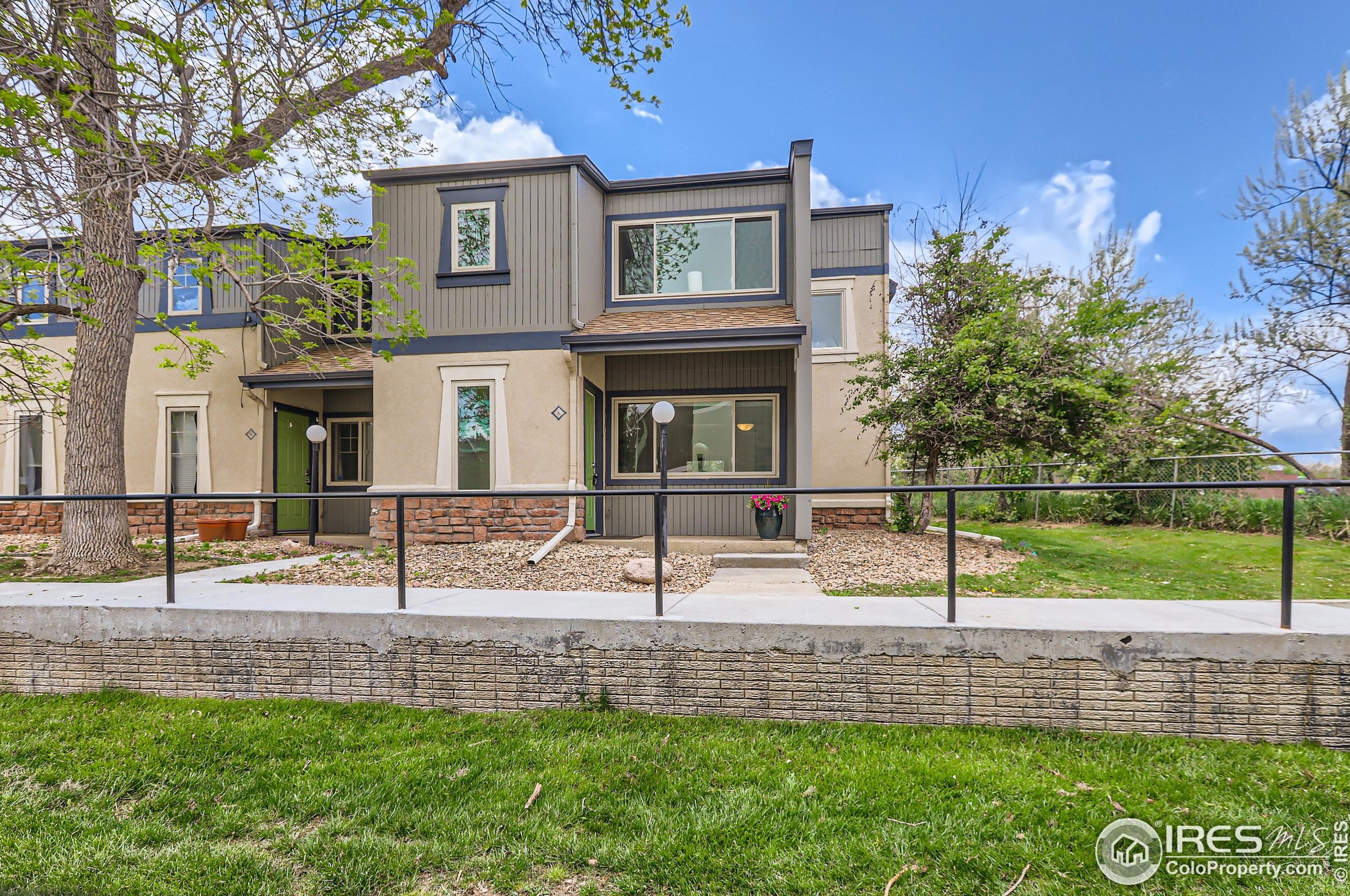 919 Moorhead Cir, Boulder, CO 80305-6143