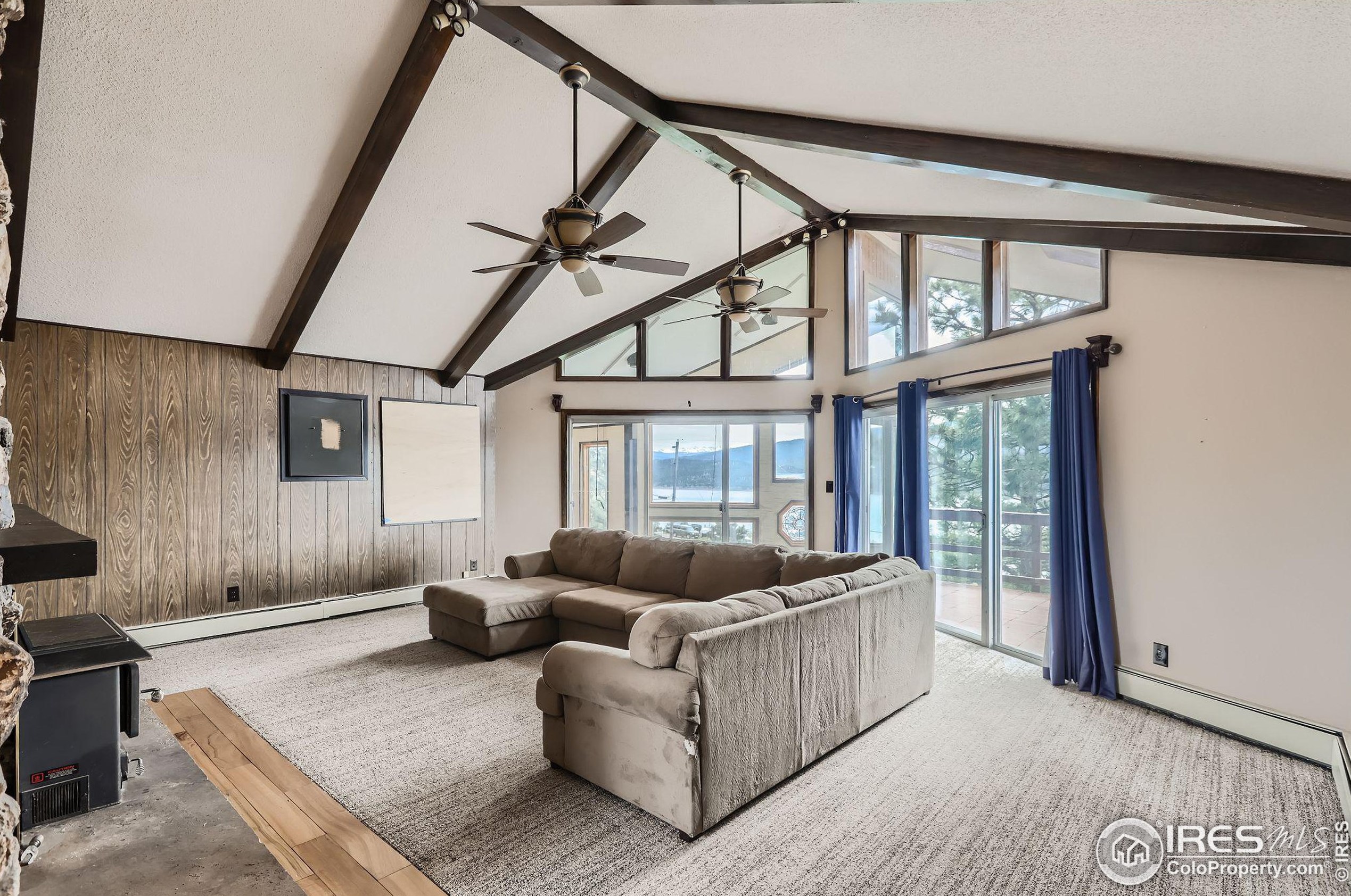 4225 Fawn Trl, Loveland CO 80537-8300 exterior