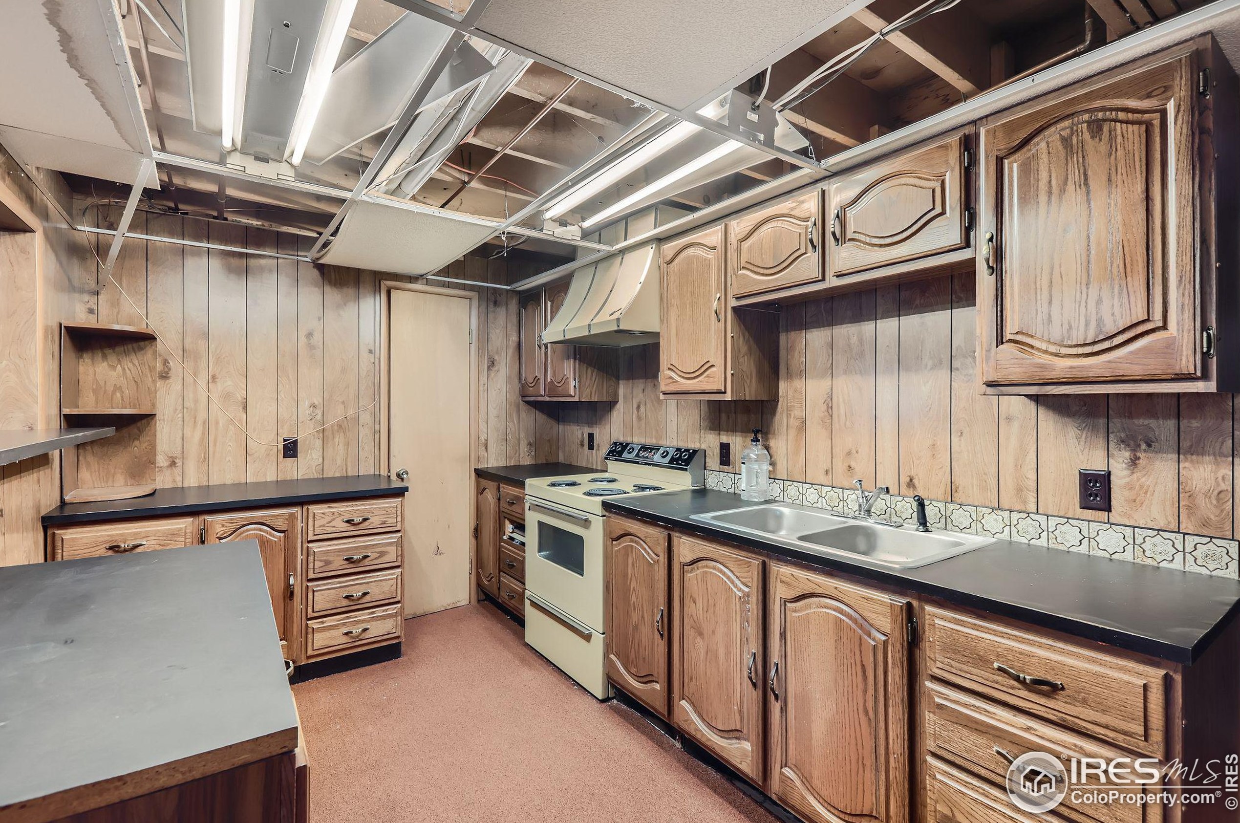 4225 Fawn Trl, Loveland CO 80537-8300 exterior