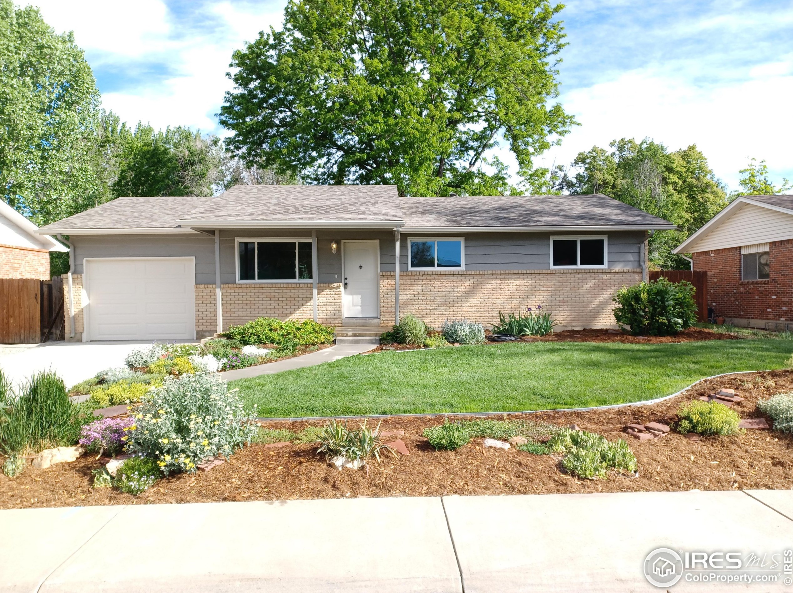 1065 Coffman St, Longmont CO  80501-4340 exterior
