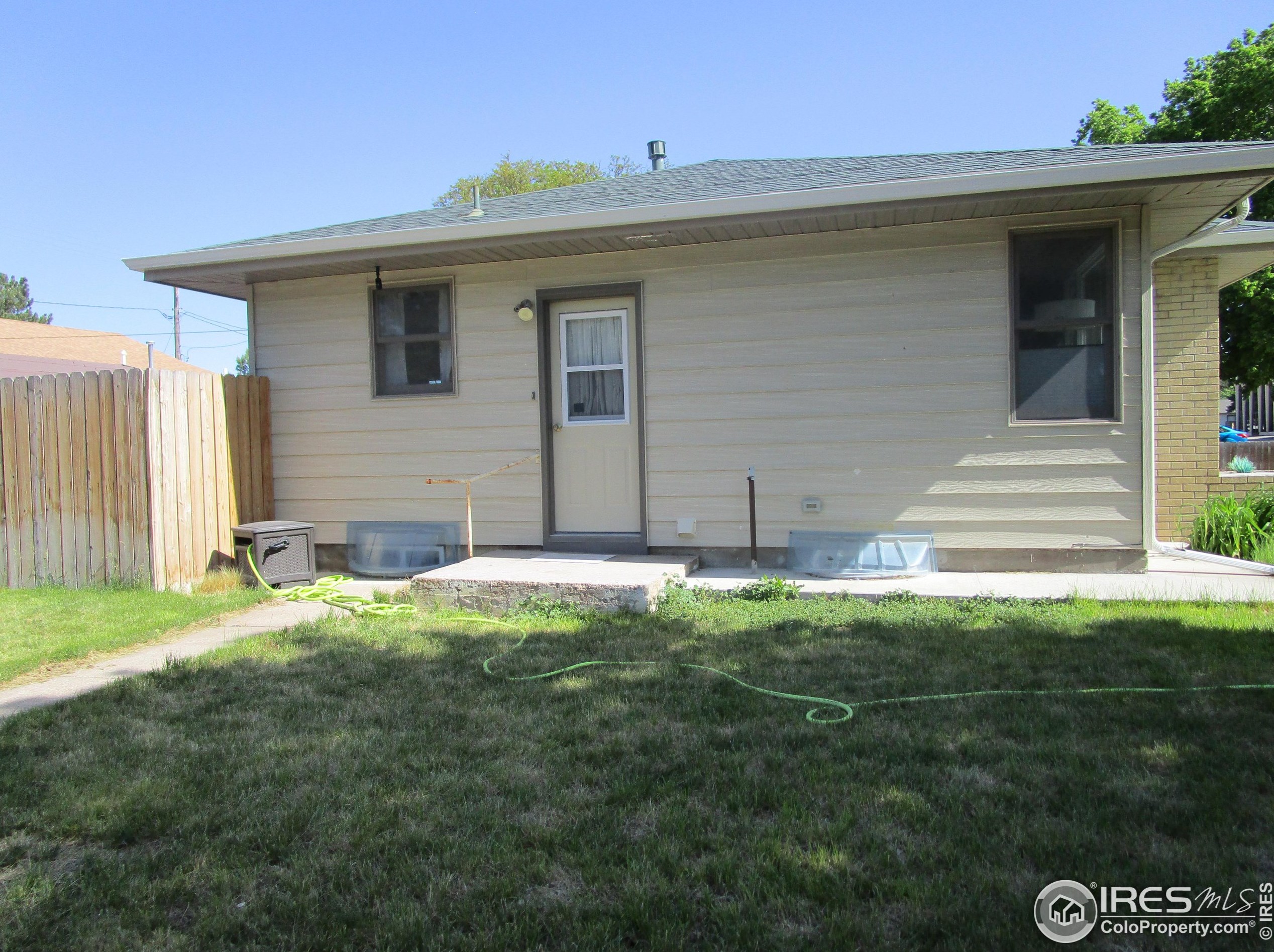 215 13th St, Burlington, CO 80807-1733