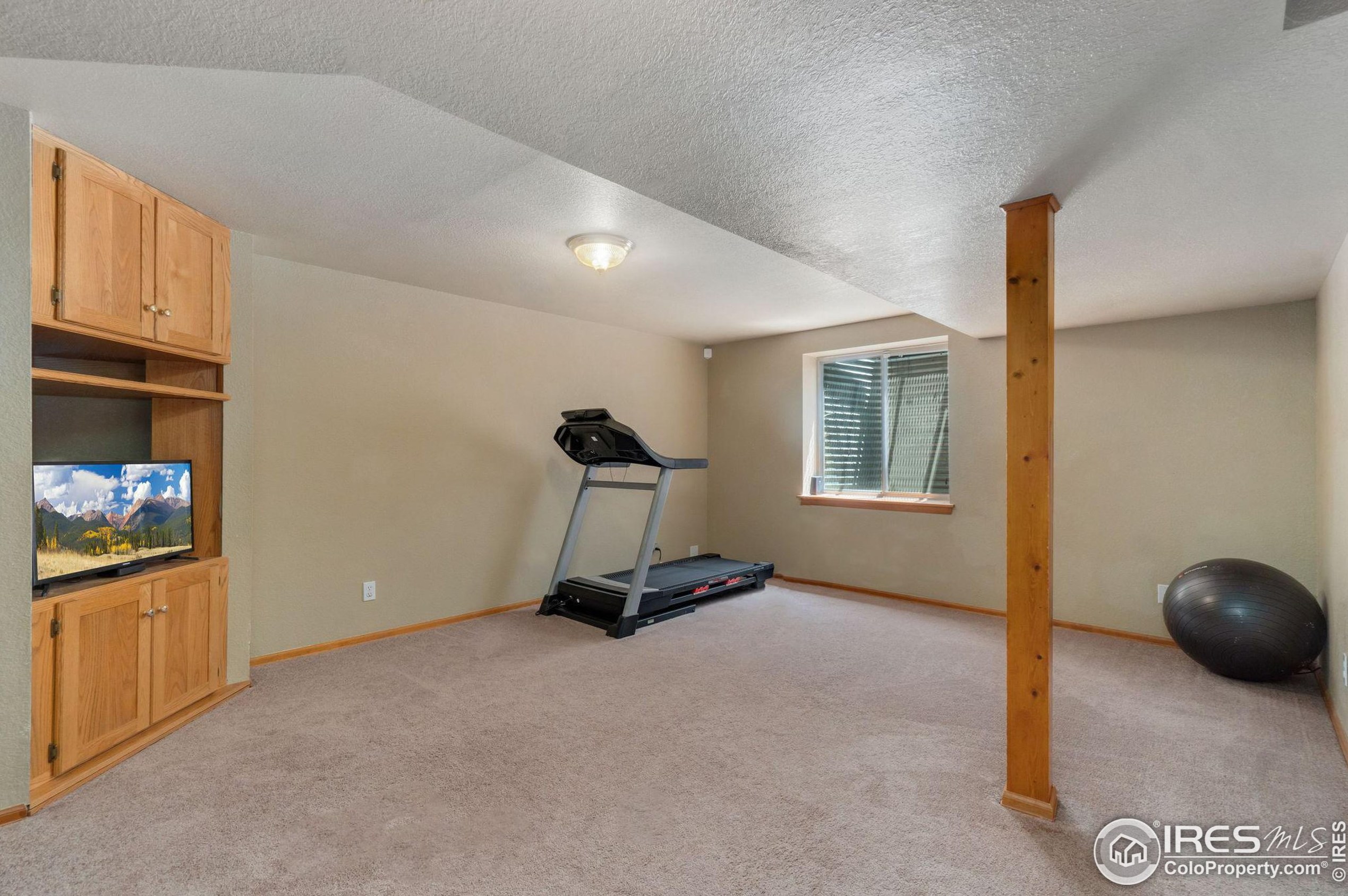 1915 Sunlight Dr, Longmont CO 80504-1973 exterior