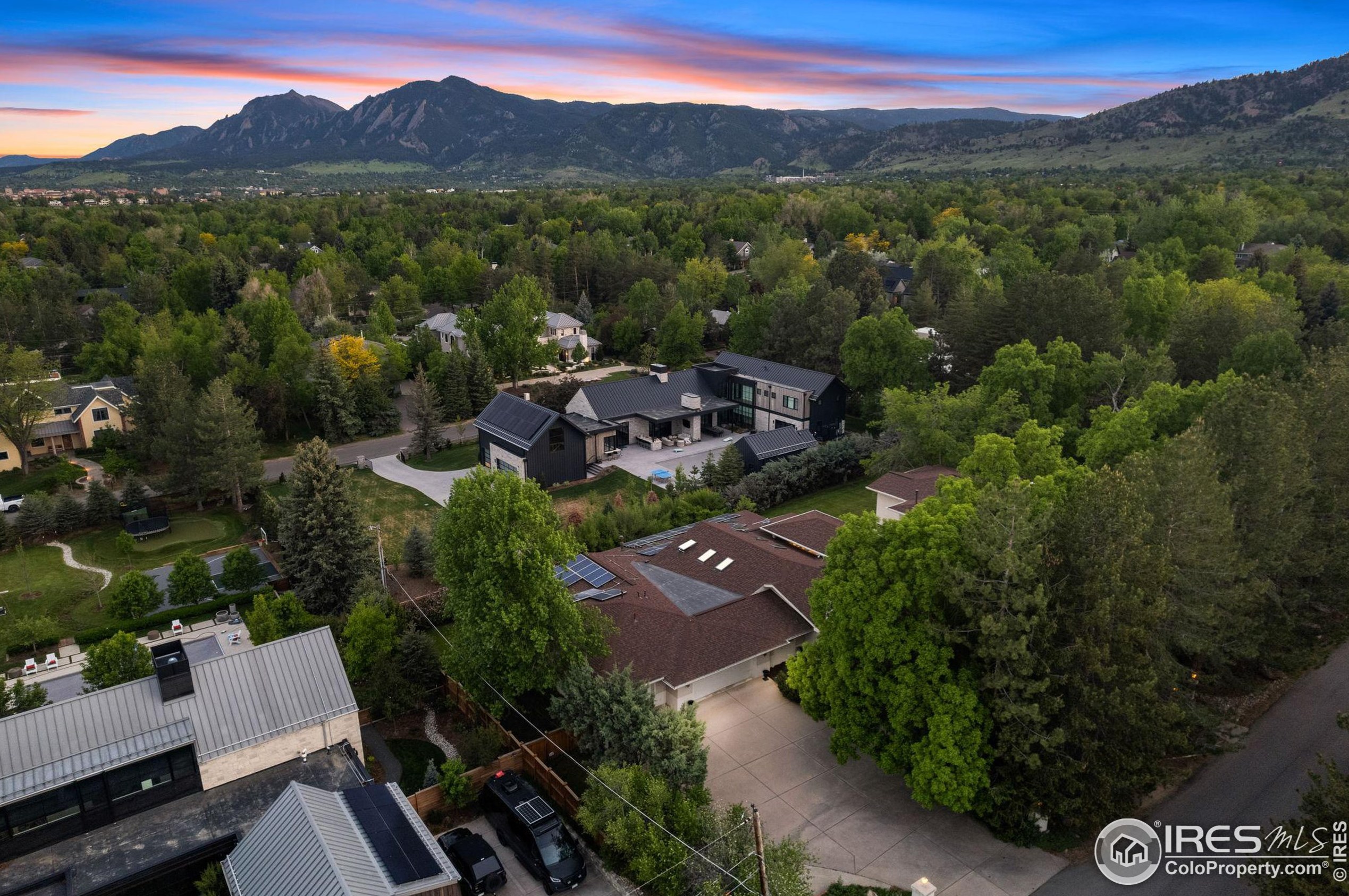 2210 Meadow Ave, Boulder, CO 80304-1627