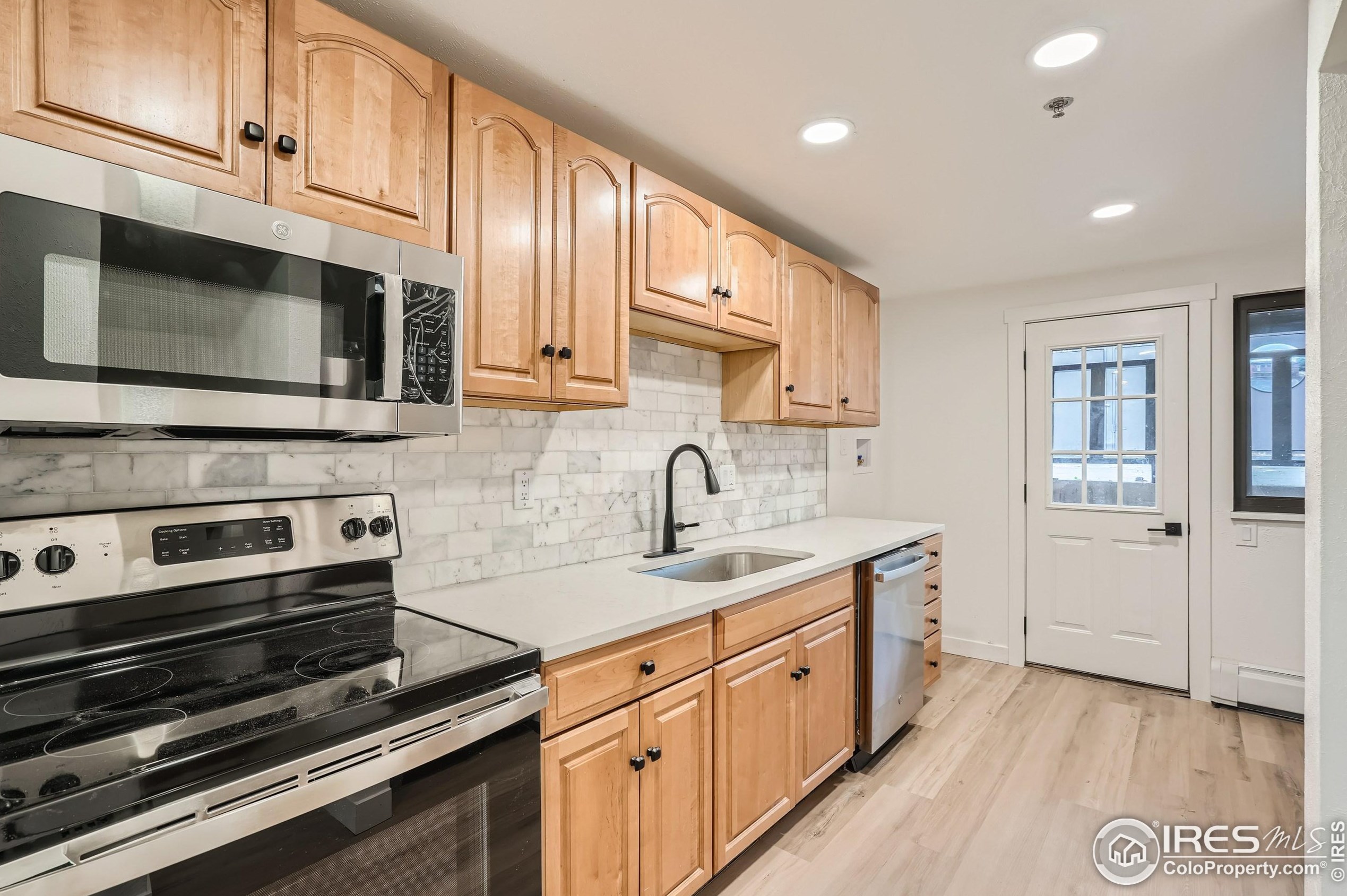 435 Manhattan Dr, Boulder CO 80303-4242 exterior