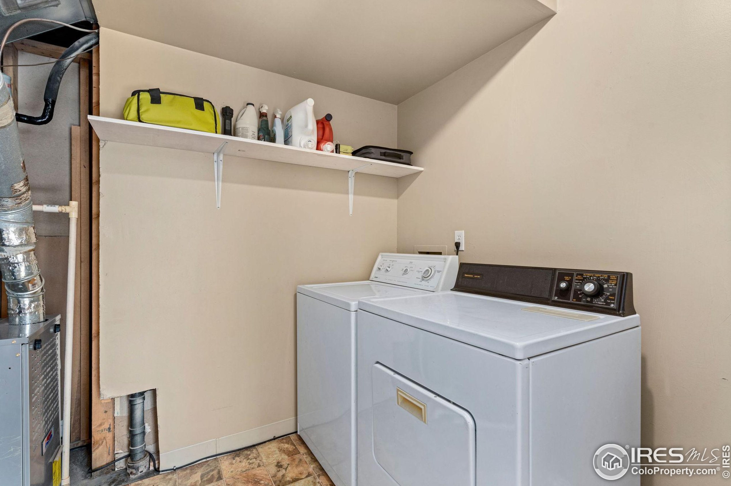 2421 Albany Ave, Loveland CO 80538-4117 exterior