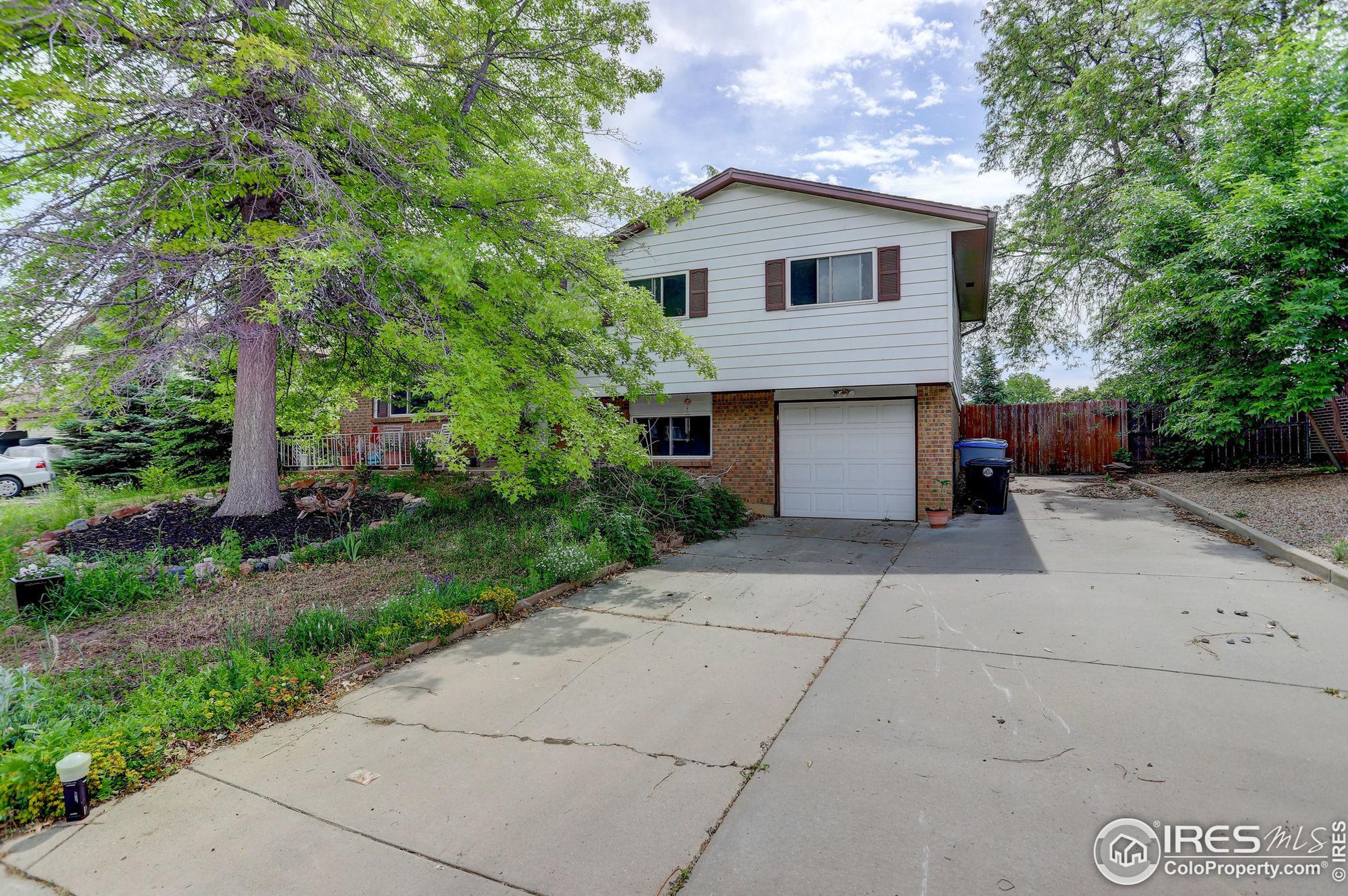 1410 Terry St, Longmont, CO 80501-6919