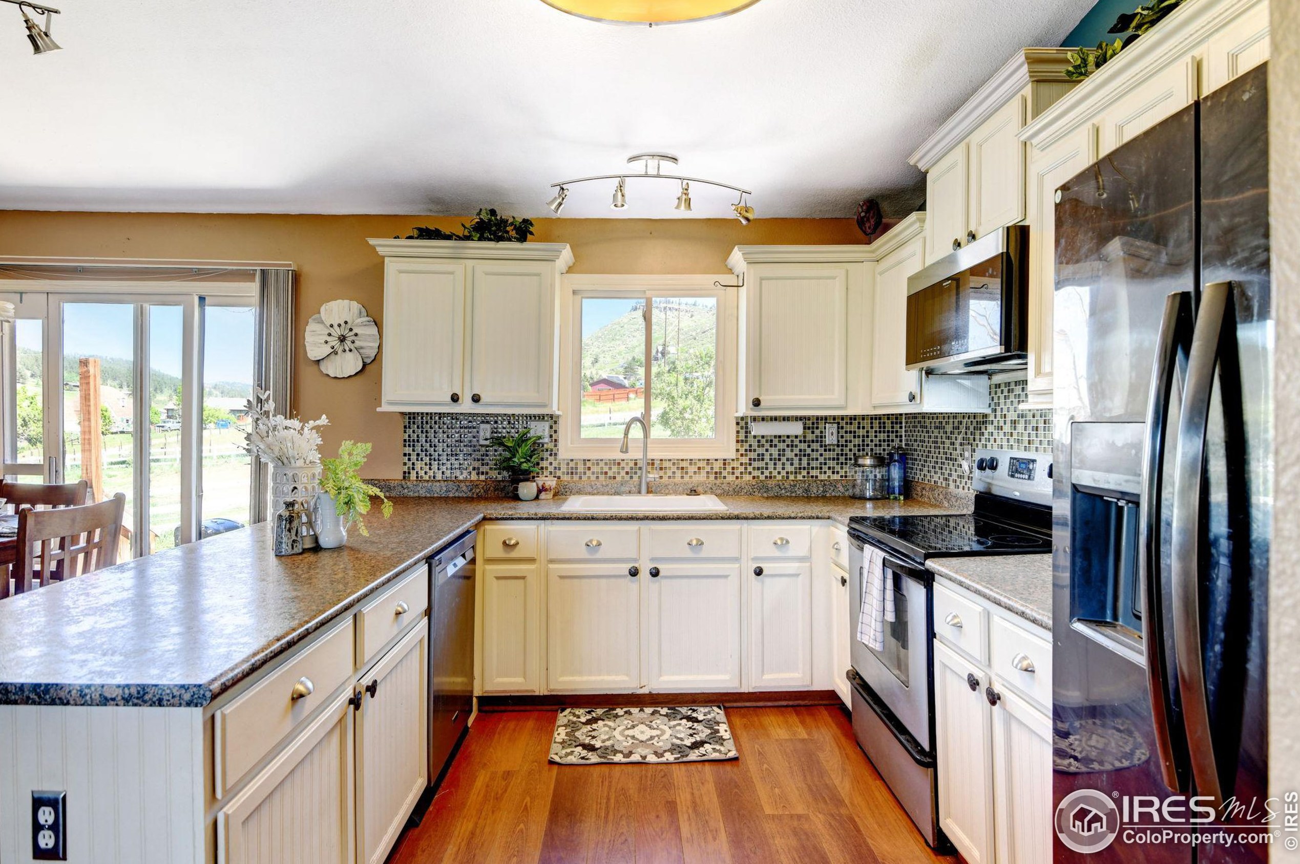 208 Mccolm St, Longmont CO 80513-8967 exterior