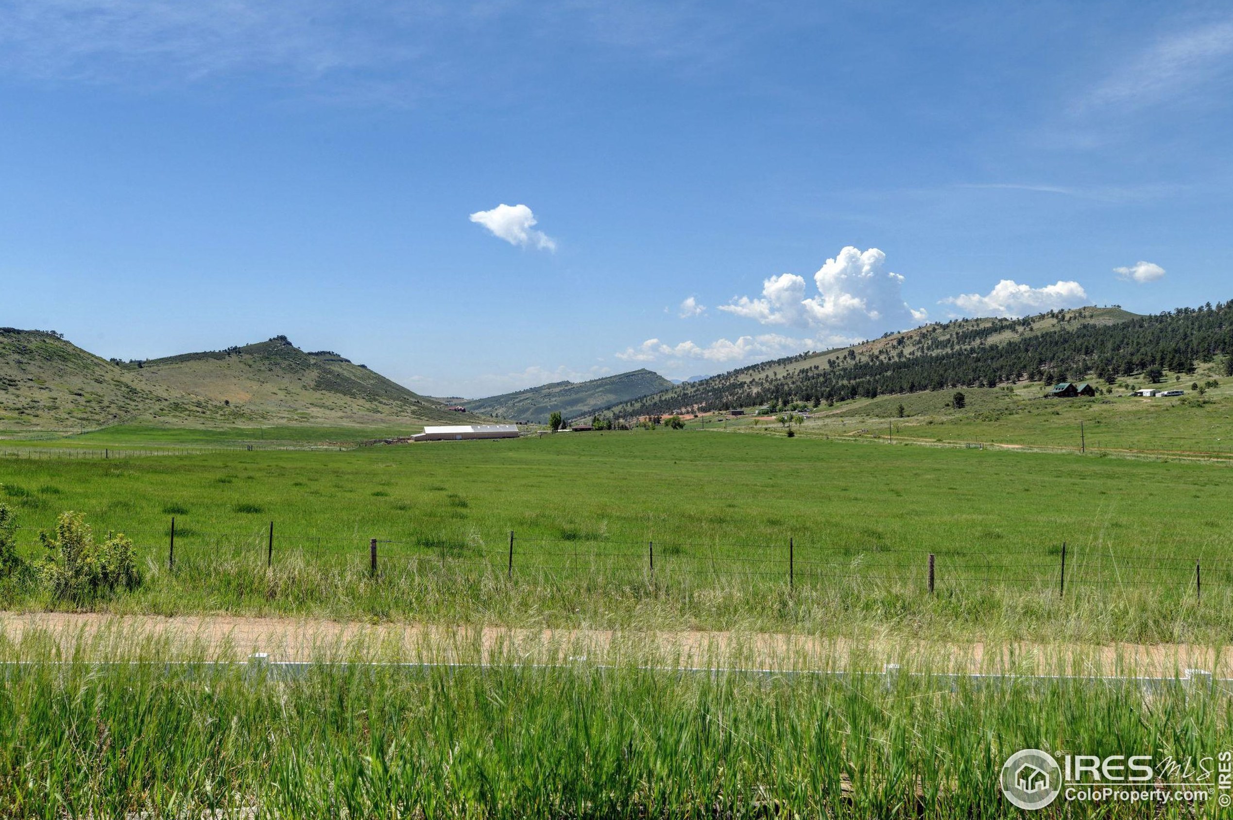 208 Mccolm St, Longmont CO 80513-8967 exterior