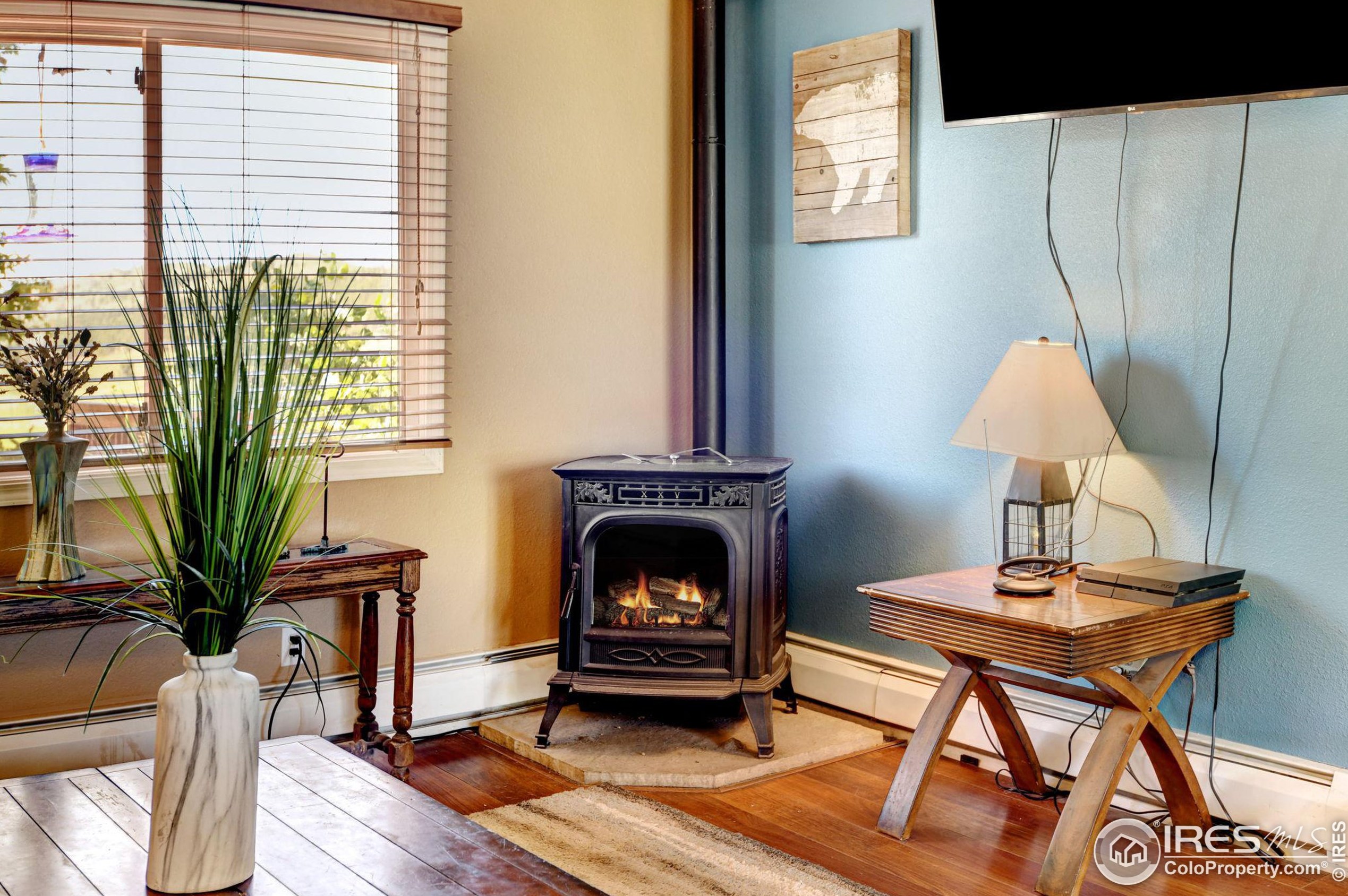 208 Mccolm St, Longmont CO 80513-8967 exterior