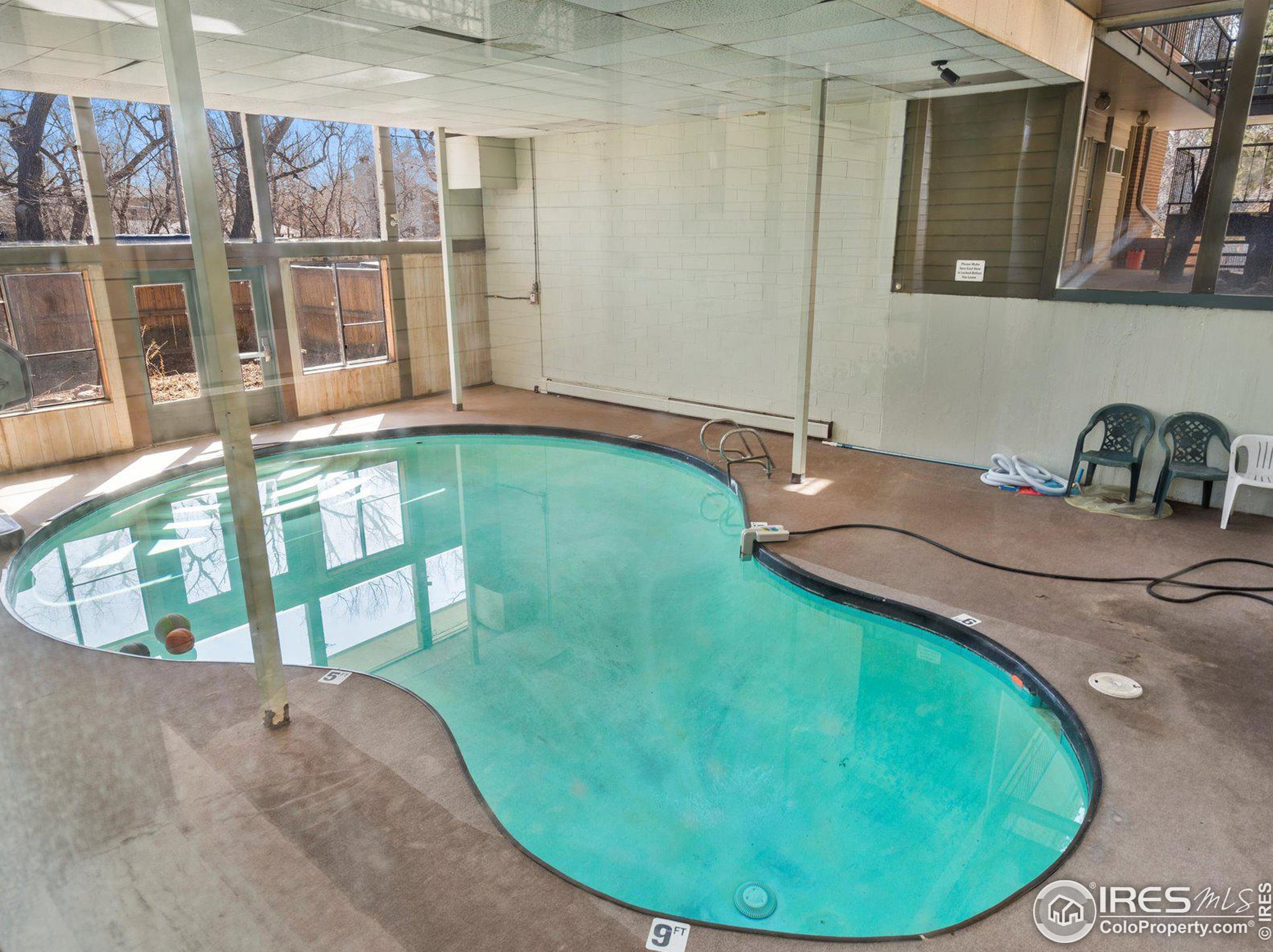 1842 Canyon Blvd, Boulder CO  80302-5524 exterior