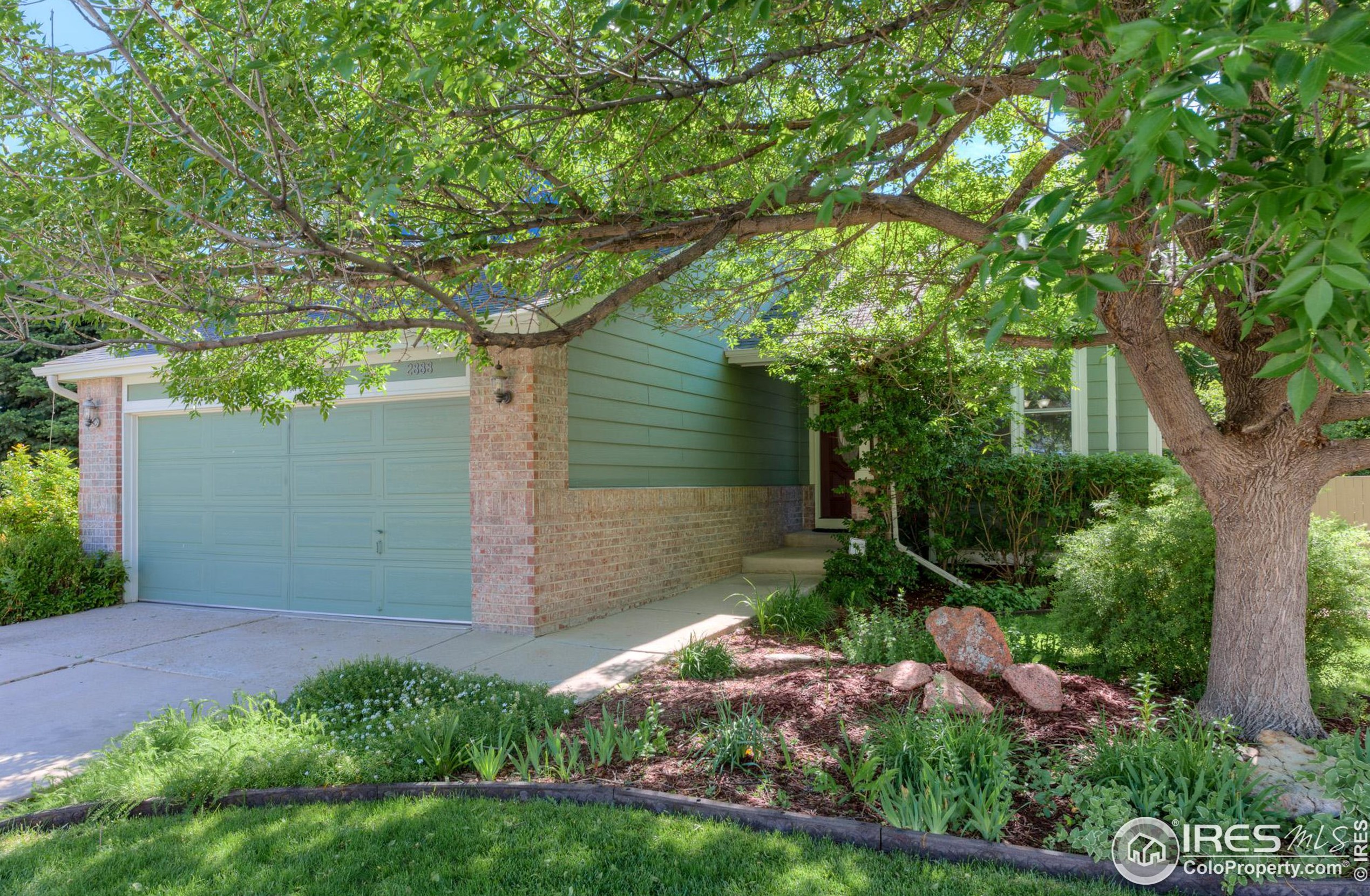 2888 Blue Jay Way, Lafayette, CO 80026-9060