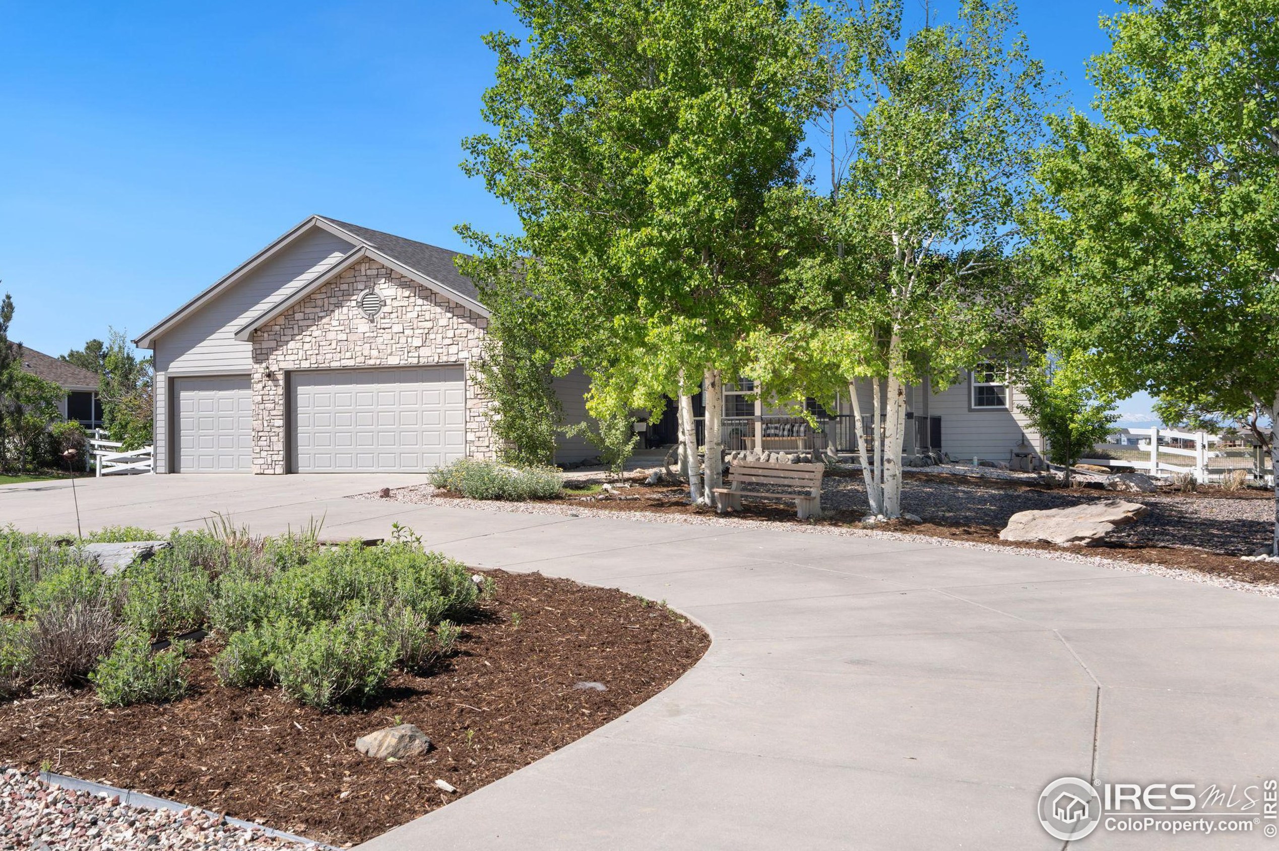 1305 Park Ridge Dr, Eaton, CO 80615