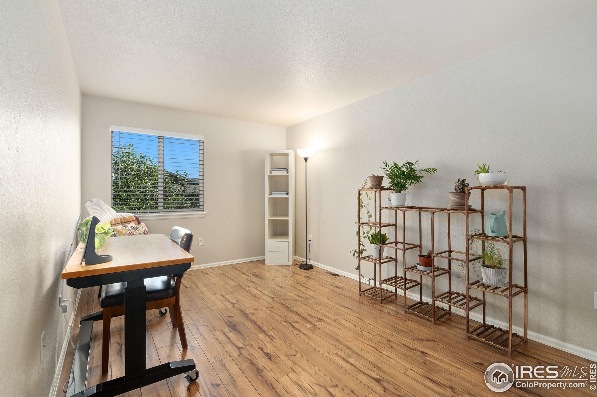 450 Peyton Dr, Fort Collins CO  80525-8259 exterior